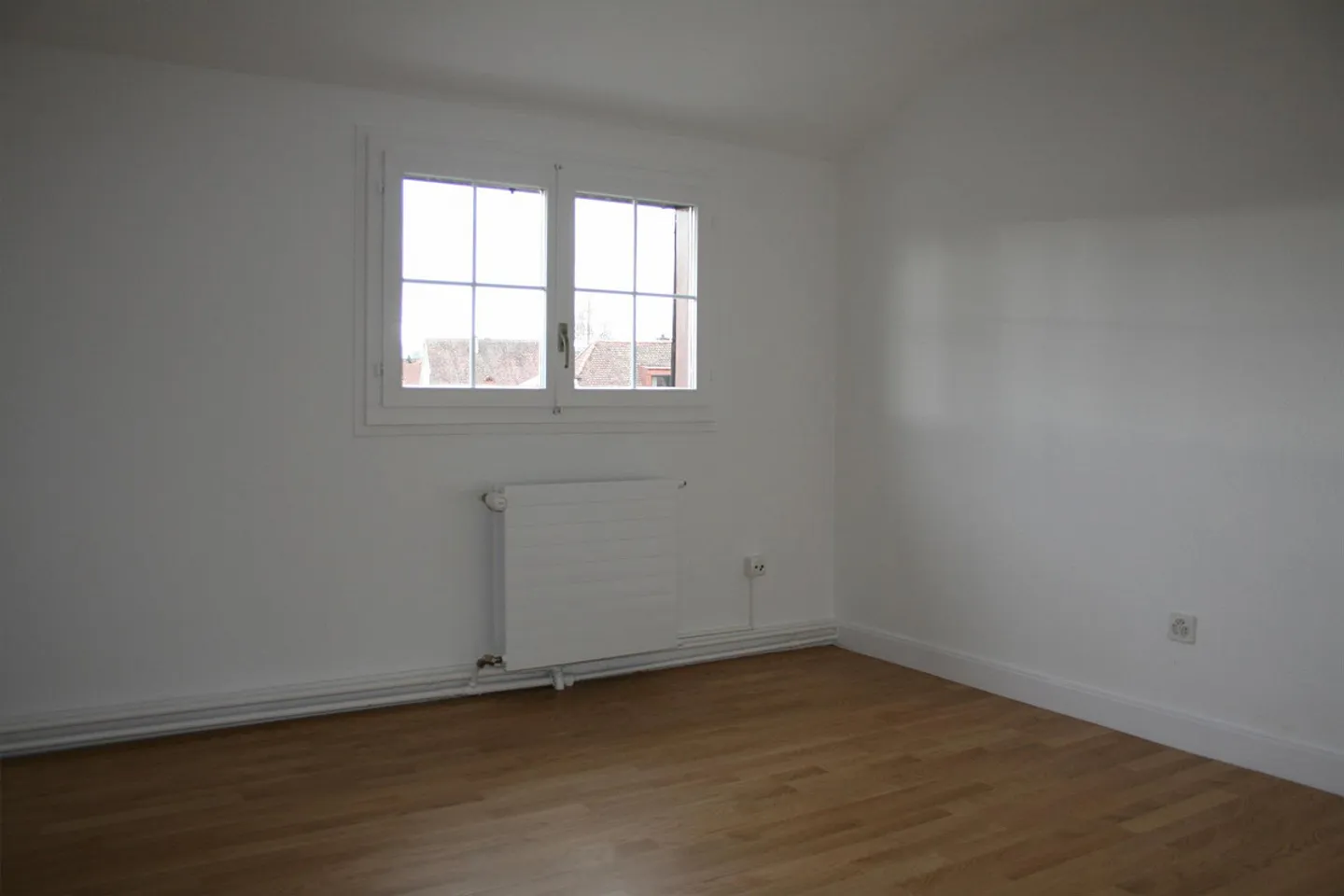 Appartement 2,5 + Bureau/Atelier 2,5 sur 2 étages - Photo 15 sur 16