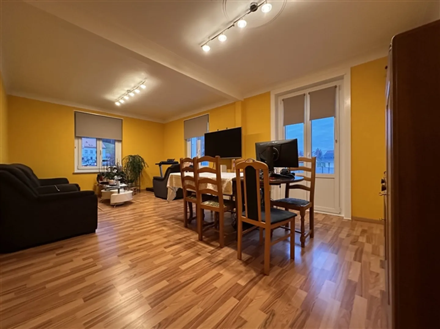 Bâtiment charmant avec 3 appartements - Photo 8 sur 12