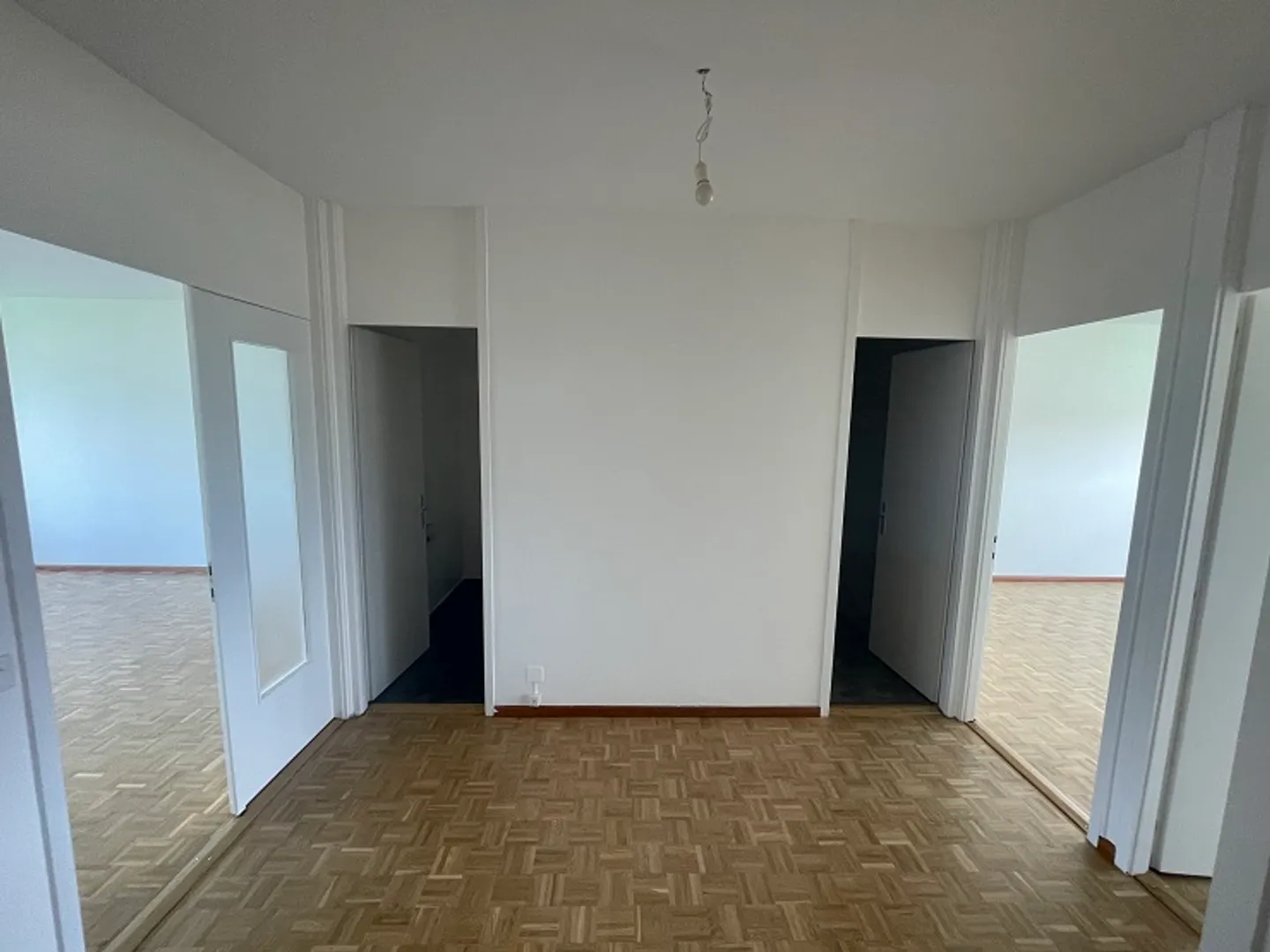 Appartement lumineux 4.5 pièces - Photo 1 sur 8