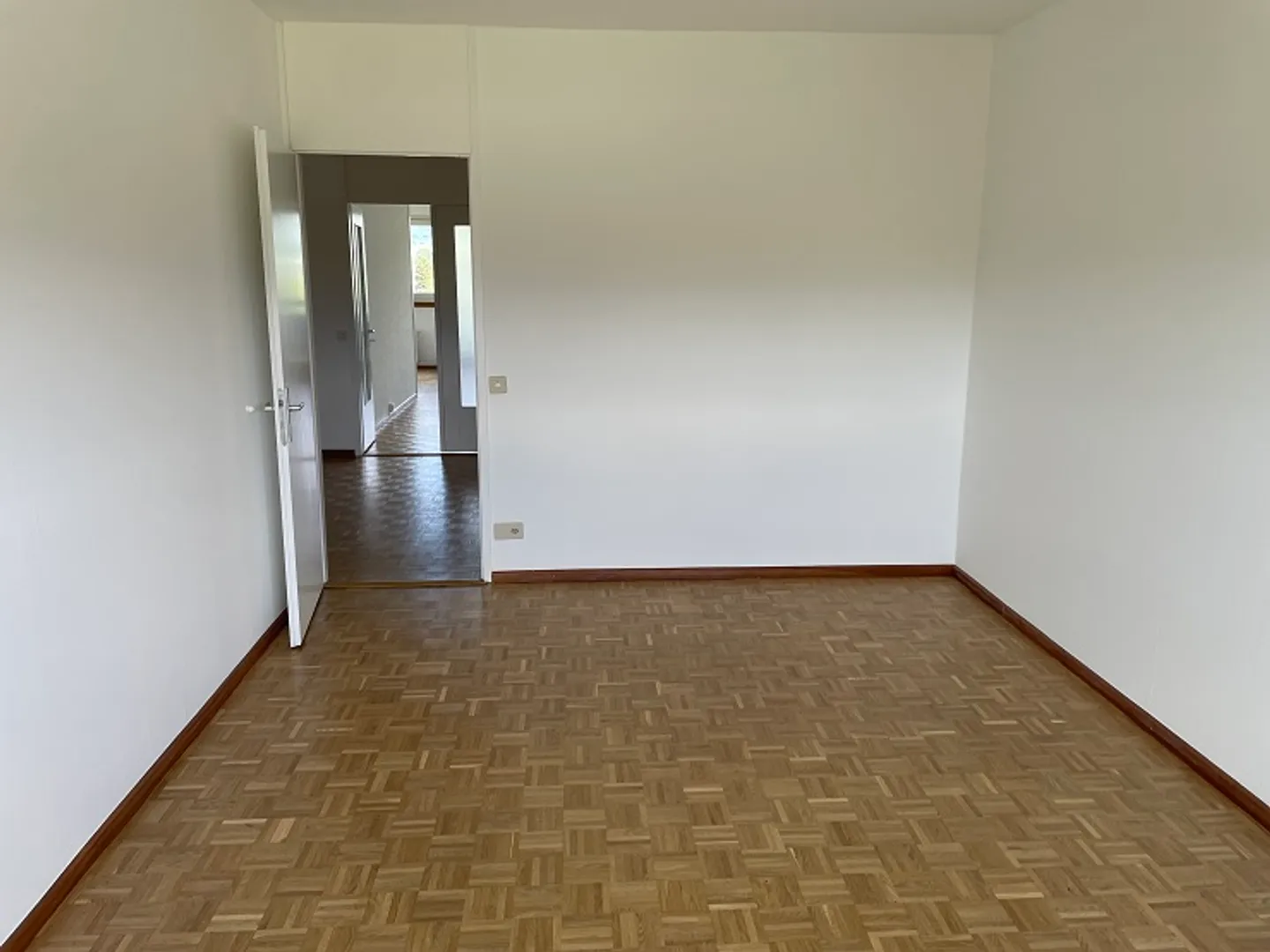 Appartement lumineux 4.5 pièces - Photo 6 sur 8