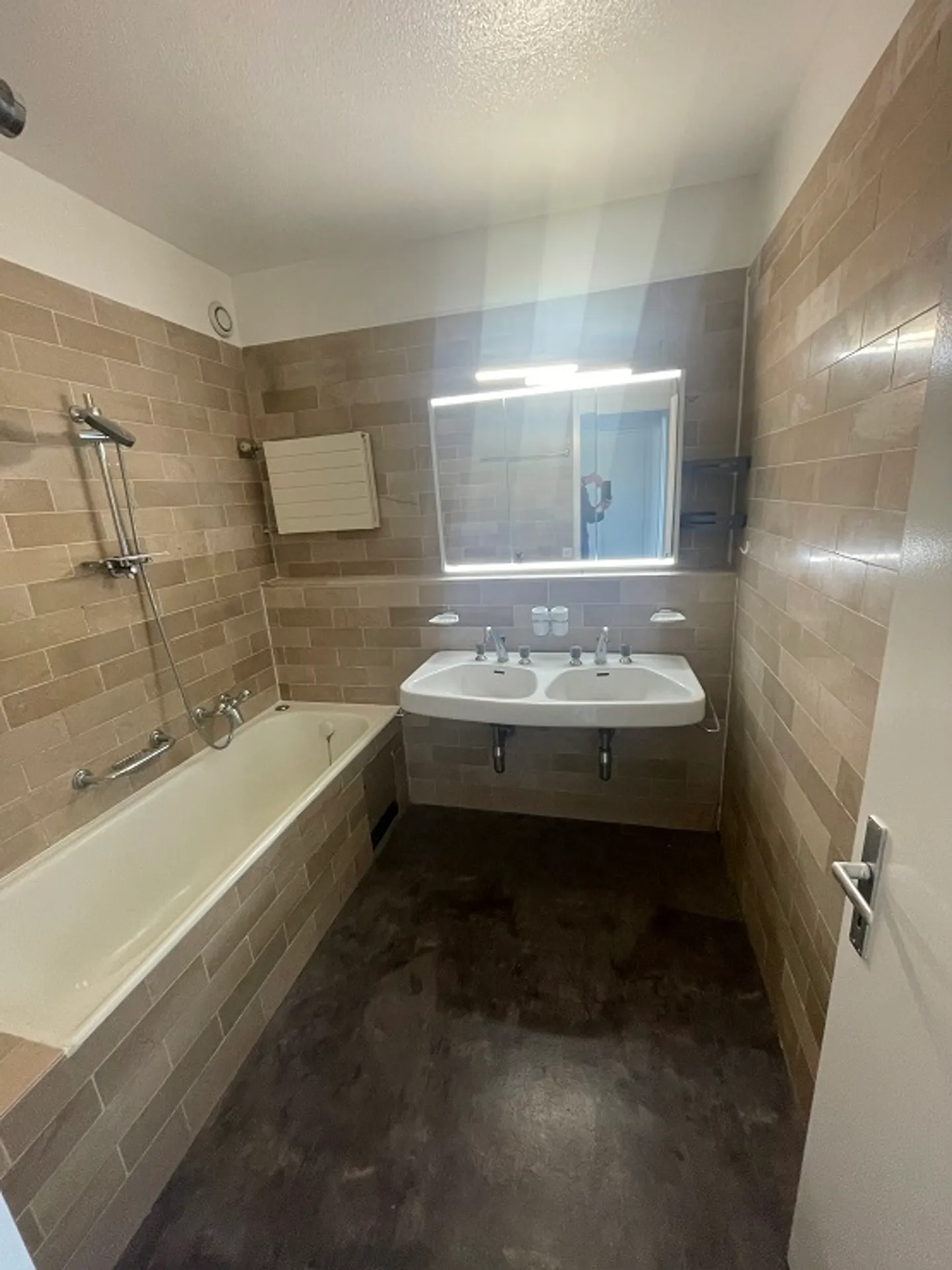Appartement lumineux 4.5 pièces - Photo 8 sur 8