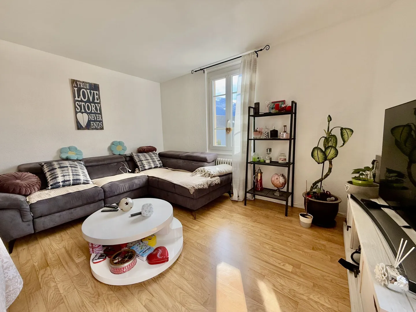 Plan-Conthey - appartamento di 3½ locali in edificio di carattere - Foto 3 di 6