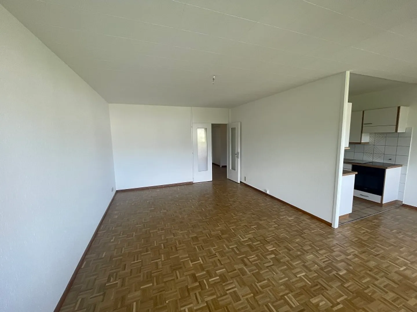 Appartement lumineux 4.5 pièces - Photo 4 sur 8