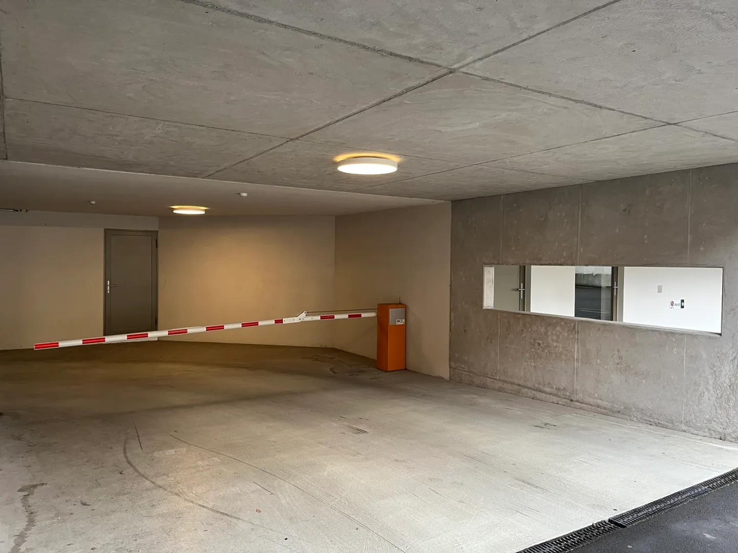 Central Parking Space in Sierre - Photo 4 of 4