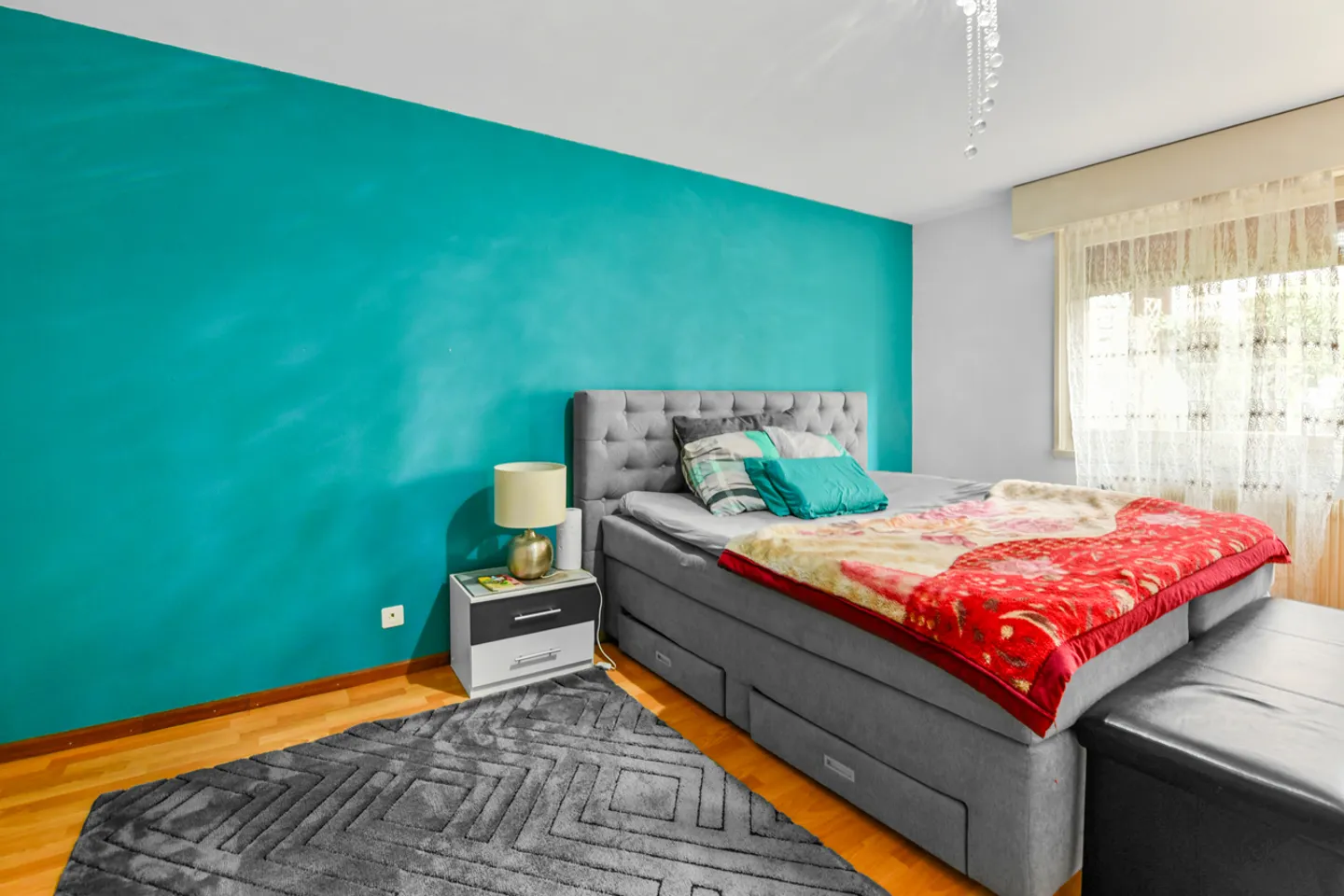 SION - BEL APPARTAMENTO 5.5 STANZE PER INVESTITORI - GARAGE E PARCHEGGIO - Foto 1 di 12