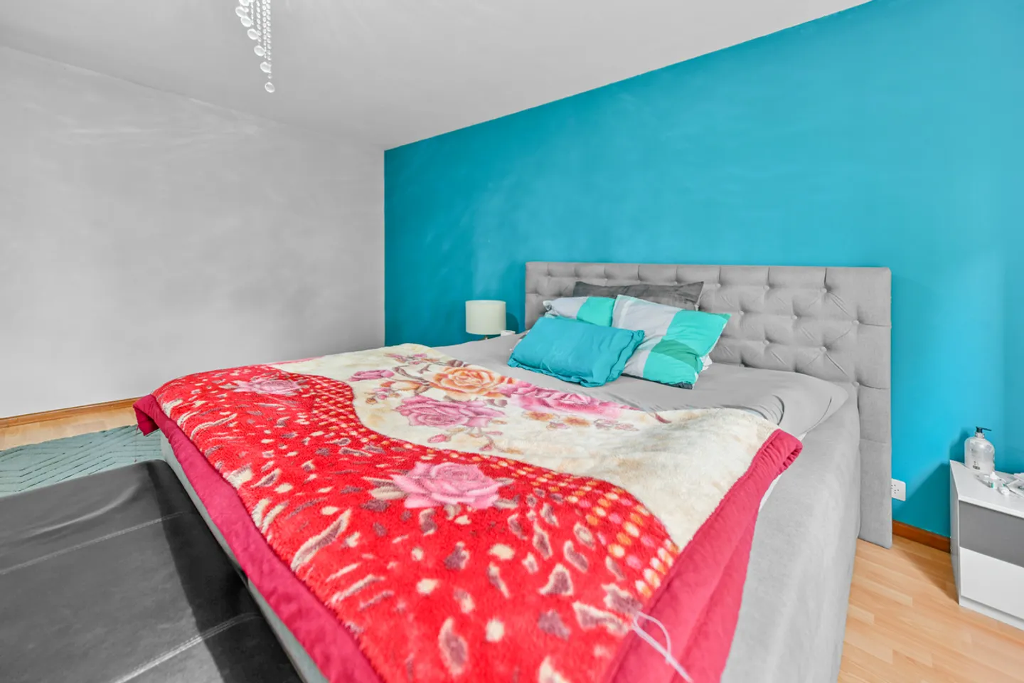 SION - BEL APPARTAMENTO 5.5 STANZE PER INVESTITORI - GARAGE E PARCHEGGIO - Foto 2 di 12