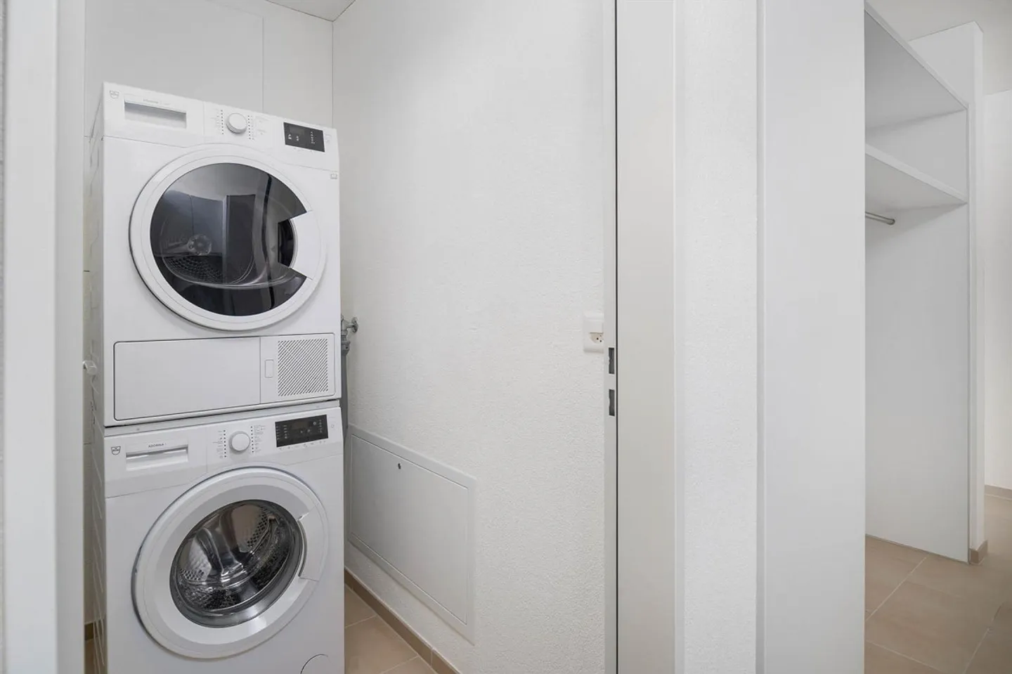 Beautiful 3.5-room apartment with large terrace on the 2nd floor - Photo 10 of 24