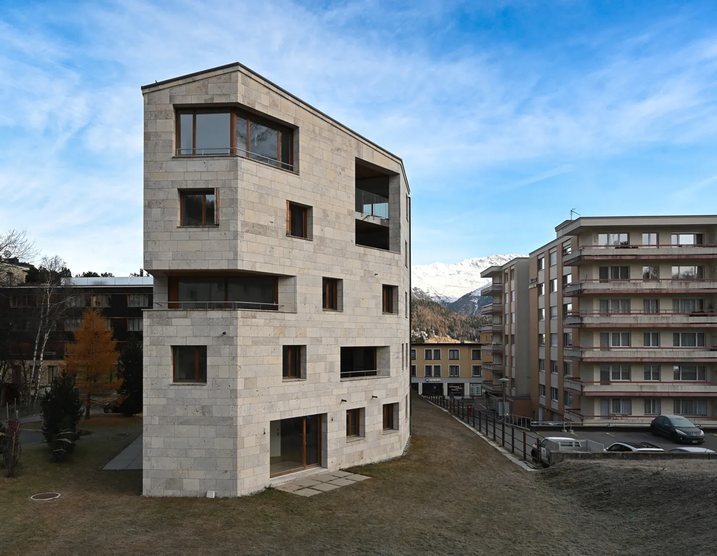 Résidences secondaires élégantes dans une architecture sculpturale « Chalavus » - Photo 10 sur 10