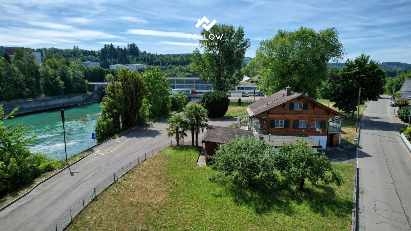Objet de passion dans un emplacement premium absolu : Chalet avec grand terrain directement sur l'Aare - Photo 12 sur 24