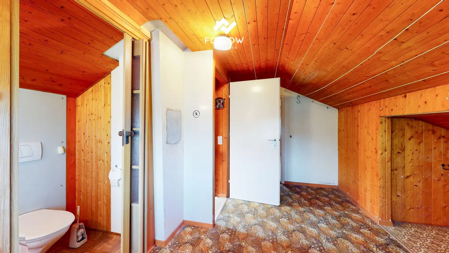 Objet de passion dans un emplacement premium absolu : Chalet avec grand terrain directement sur l'Aare - Photo 17 sur 24