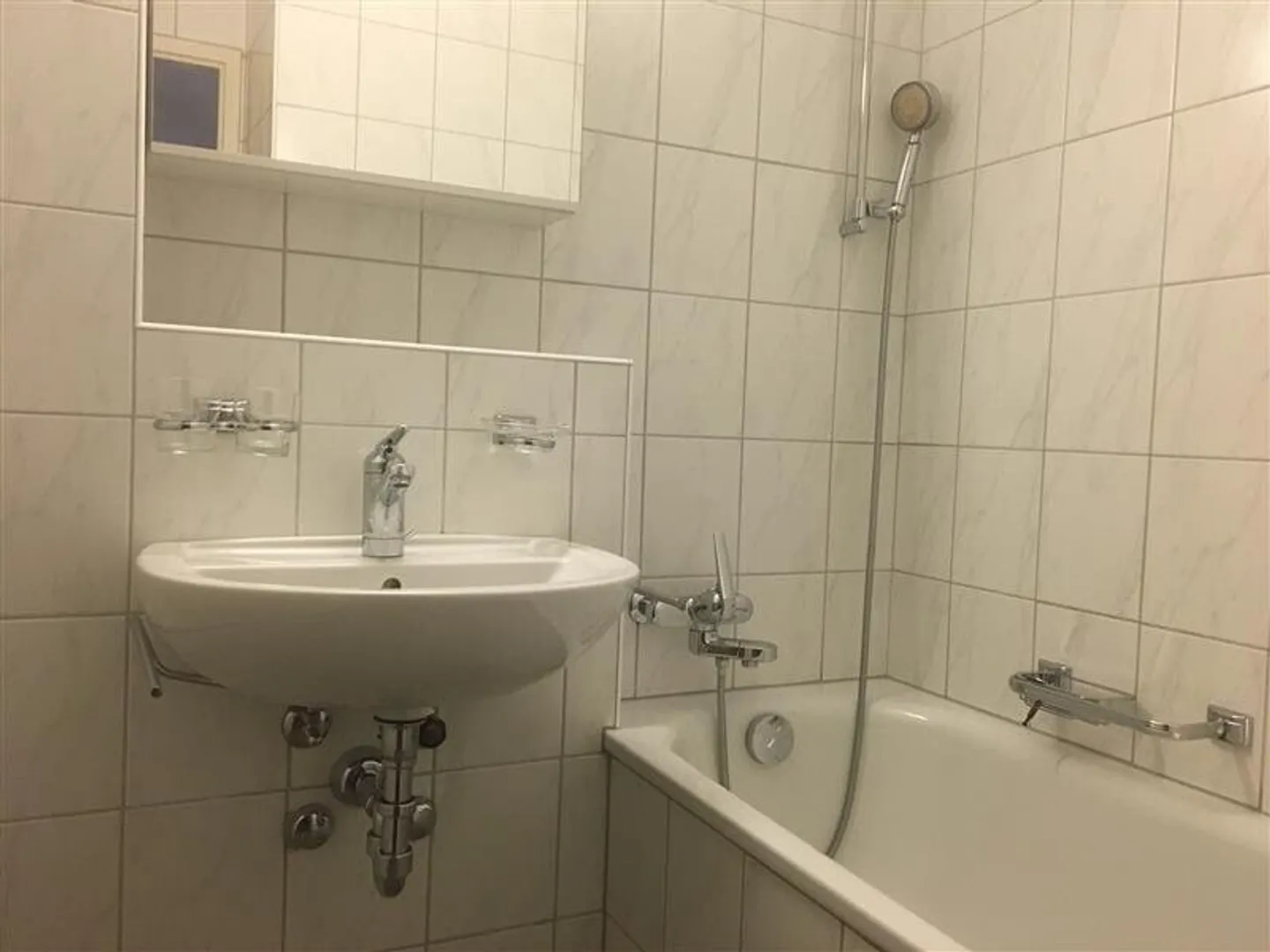 Apartment for rent on Austrasse in Chur! - Photo 7 of 8