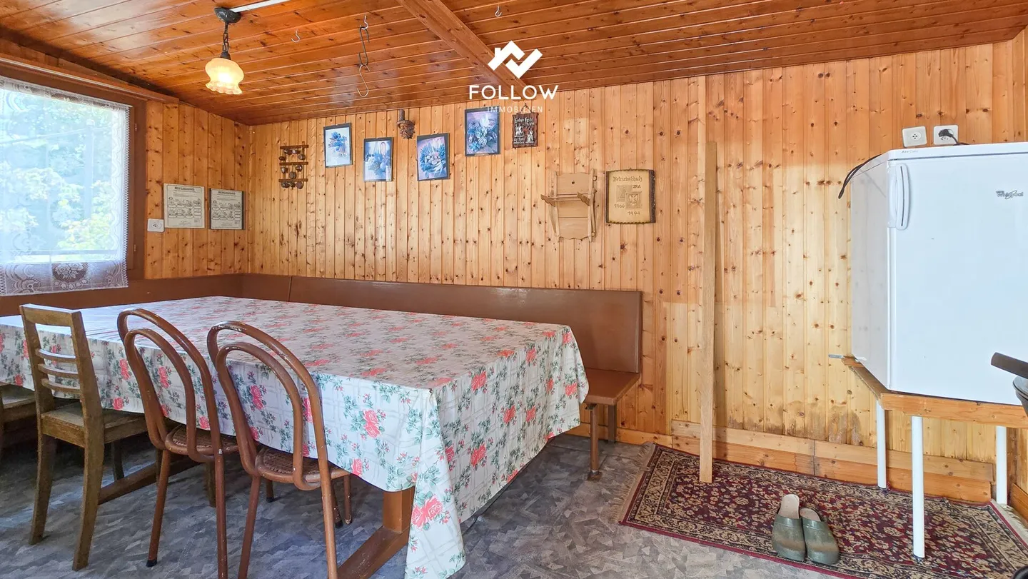 Objet de passion dans un emplacement premium absolu : Chalet avec grand terrain directement sur l'Aare - Photo 23 sur 24