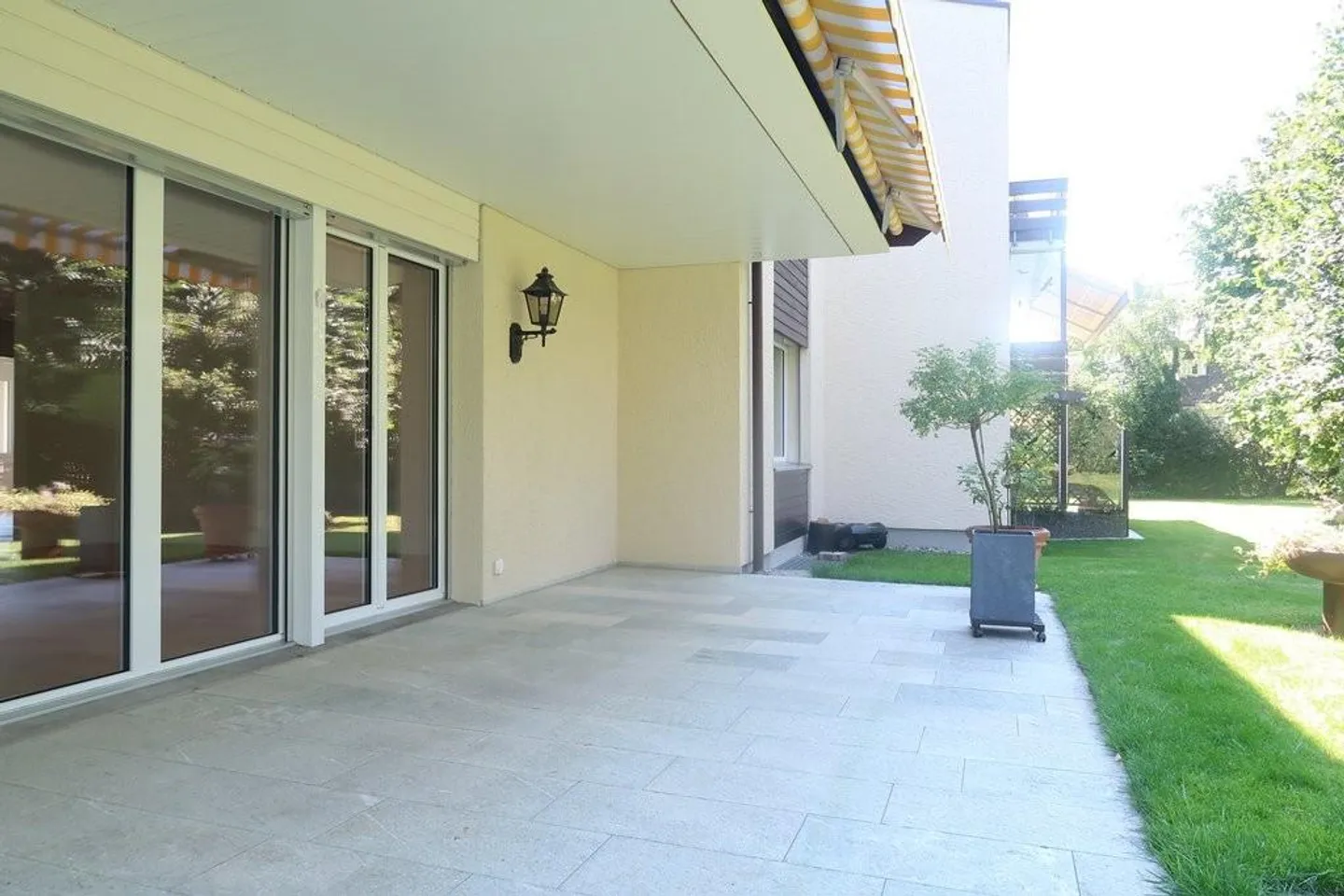 Prima occupazione dopo ristrutturazione: Appartamento attraente di 5,5 stanze - Foto 11 di 11