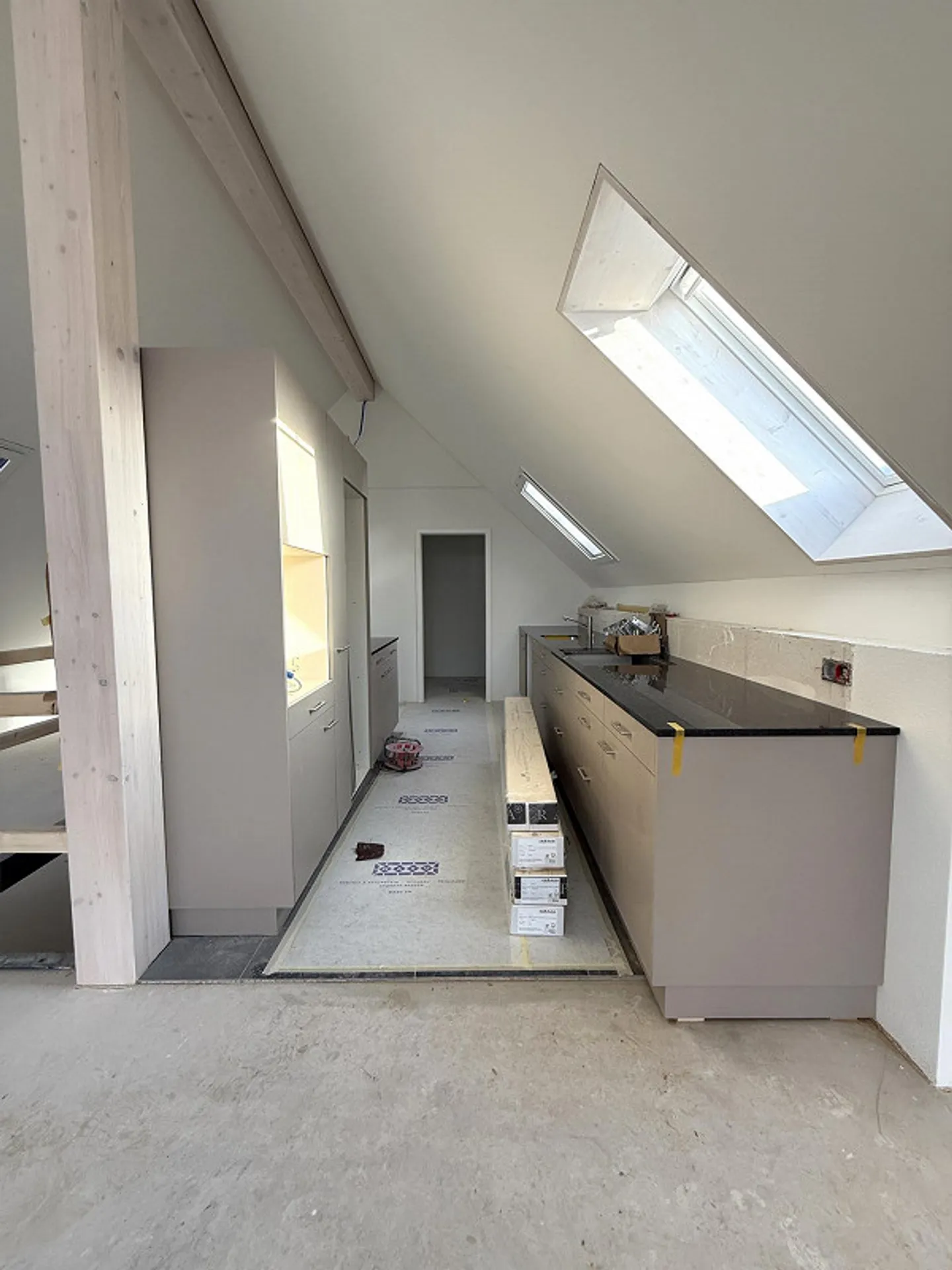 Unique 5.5-room maisonette apartment with high-quality expansion - Photo 3 of 15