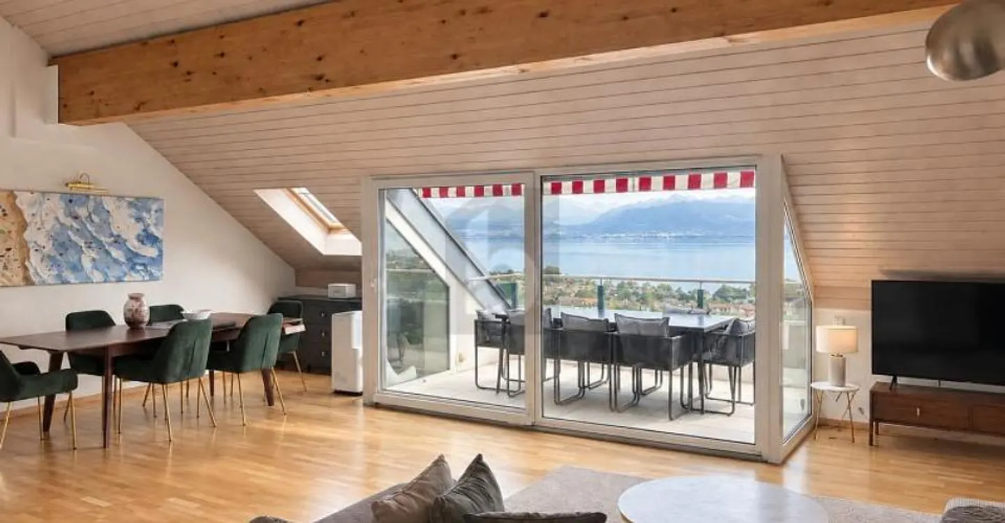 PENTHOUSE MIT PANORAMABLICK AUF DEN GENFERSEE - Foto 1 von 6
