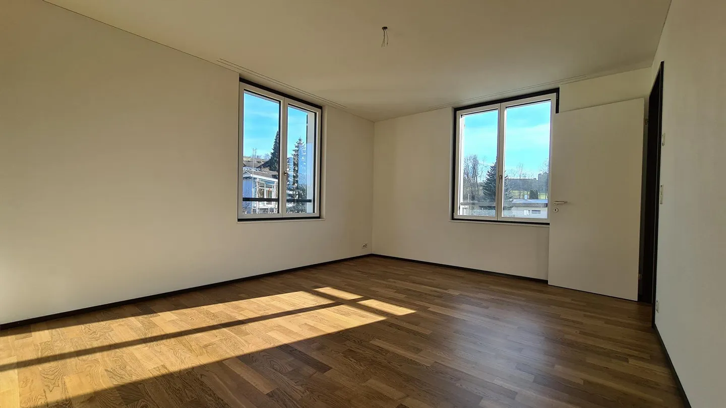 Sunny 3 ½ room apartment with Pilatus view - Photo 11 of 14