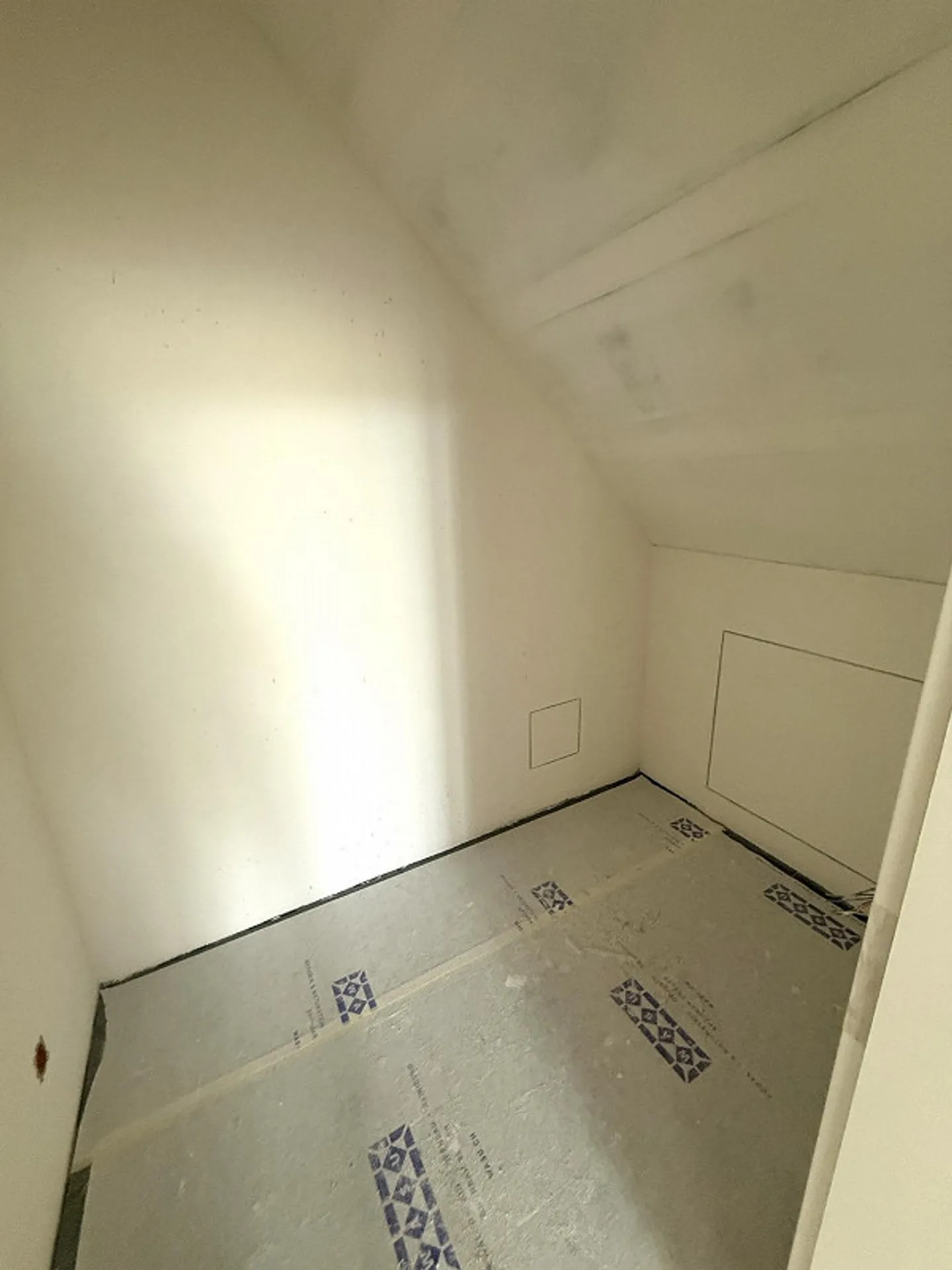 Unique 5.5-room maisonette apartment with high-quality expansion - Photo 12 of 15