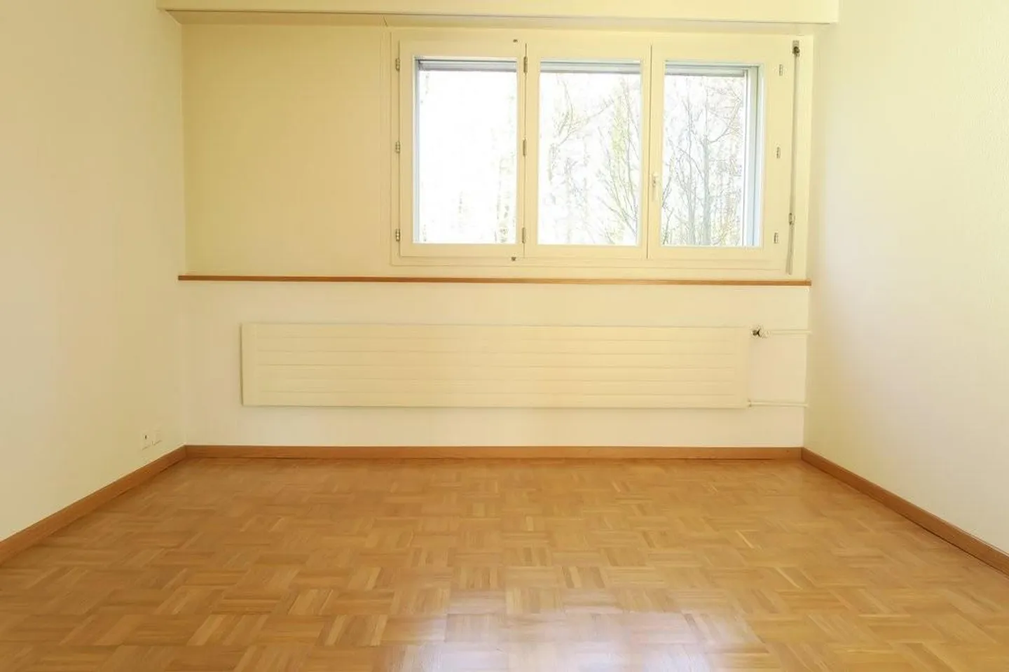 Appartement ensoleillé avec grand balcon et terrasse sur le toit partagée - Photo 7 sur 12