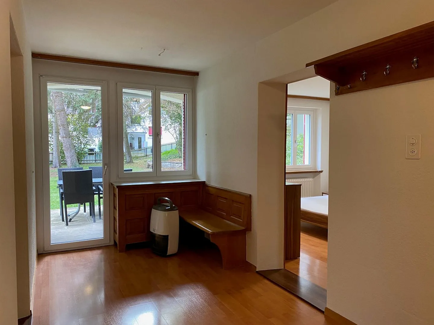 Appartamento affascinante con area giardino in una posizione tranquilla - Foto 5 di 11