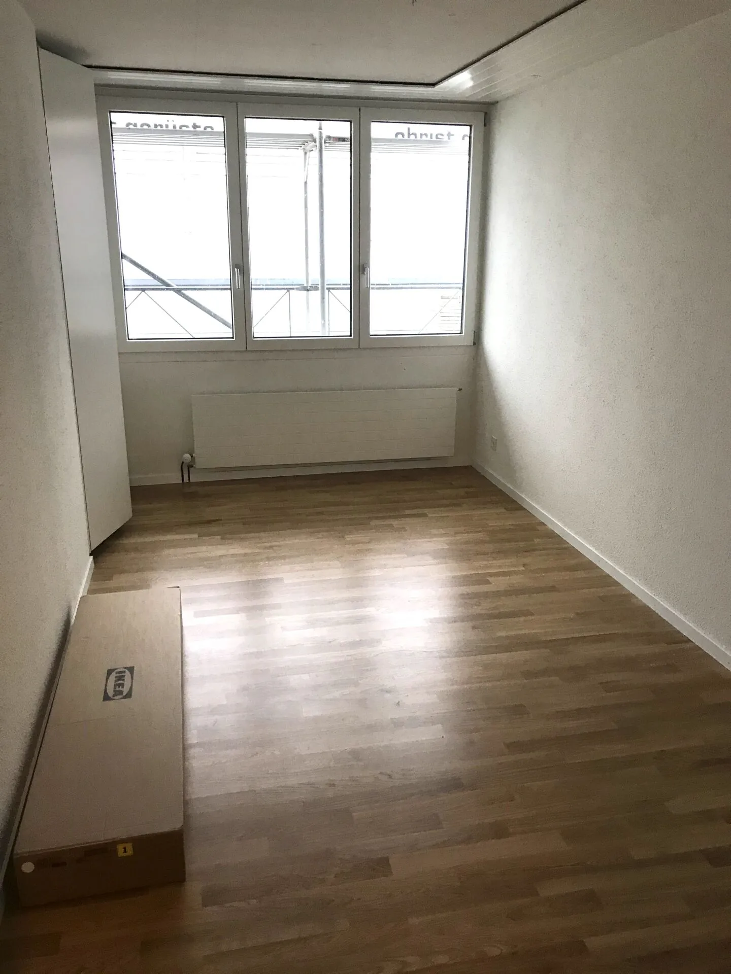 Appartamento 6.5 stanze con grande terrazza sul tetto e doppio garage - Foto 7 di 11