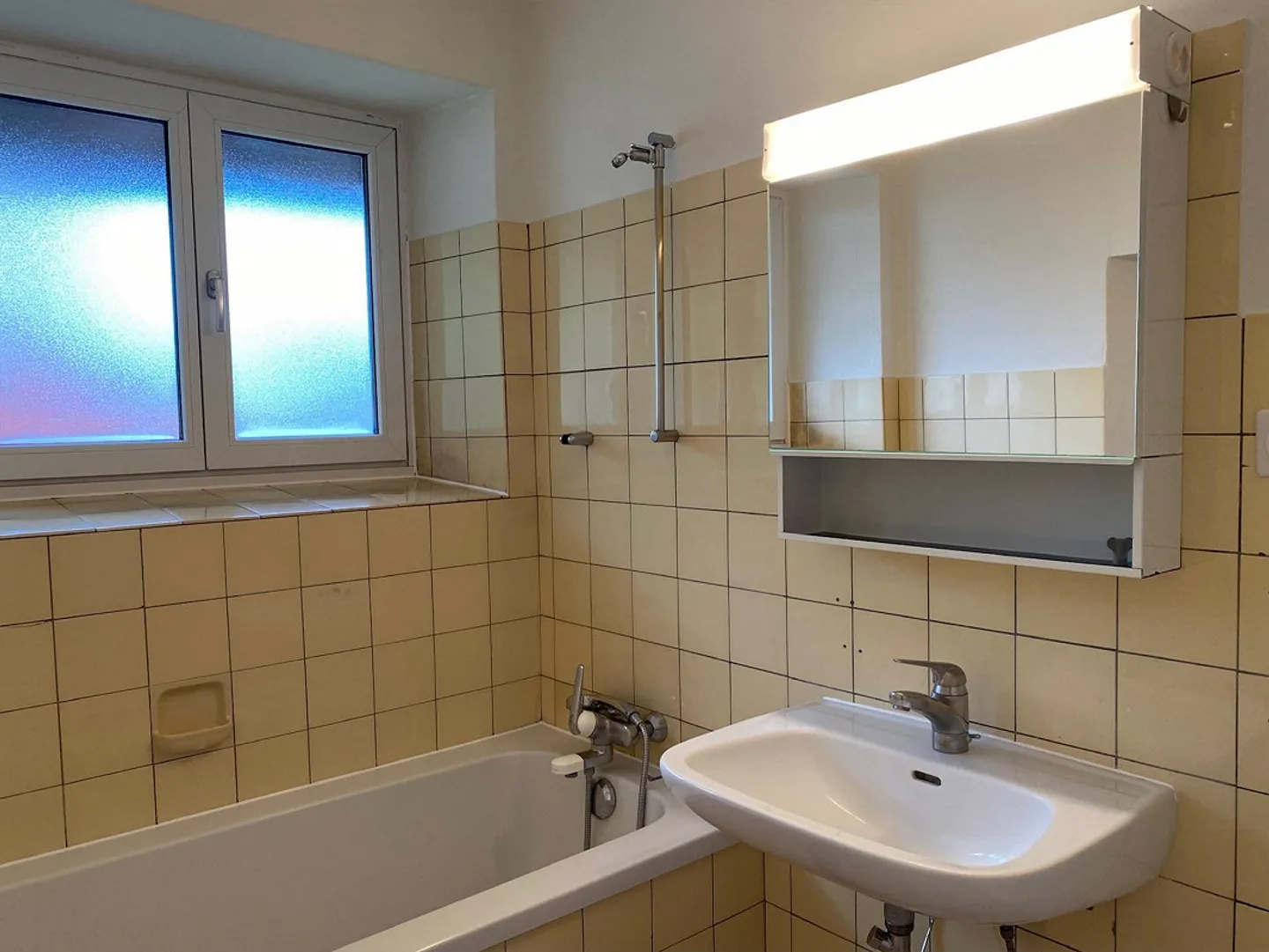 Appartamento affascinante con area giardino in una posizione tranquilla - Foto 10 di 11