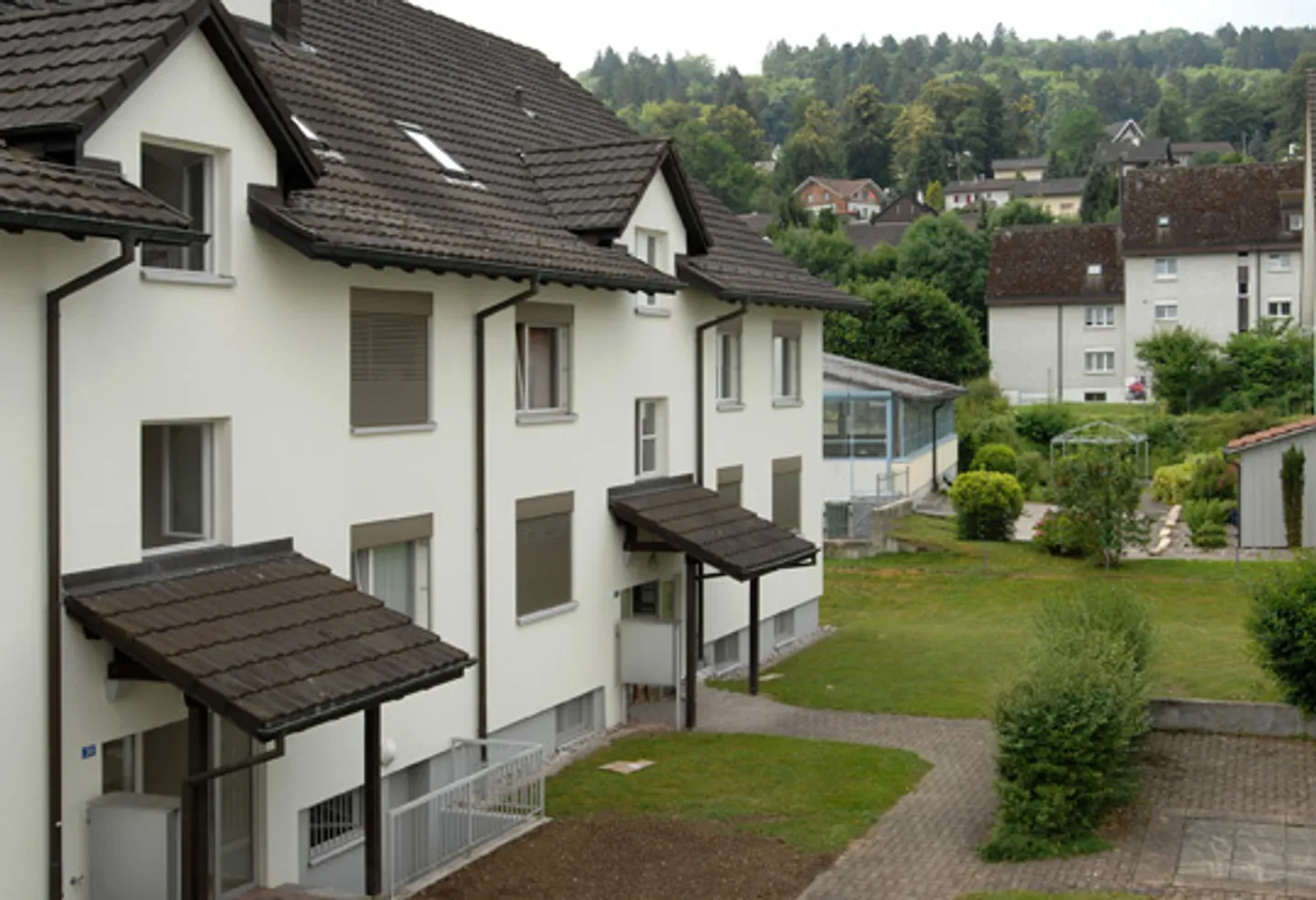 Charmante Wohnung in Grüner Umgebung - Foto 2 von 8