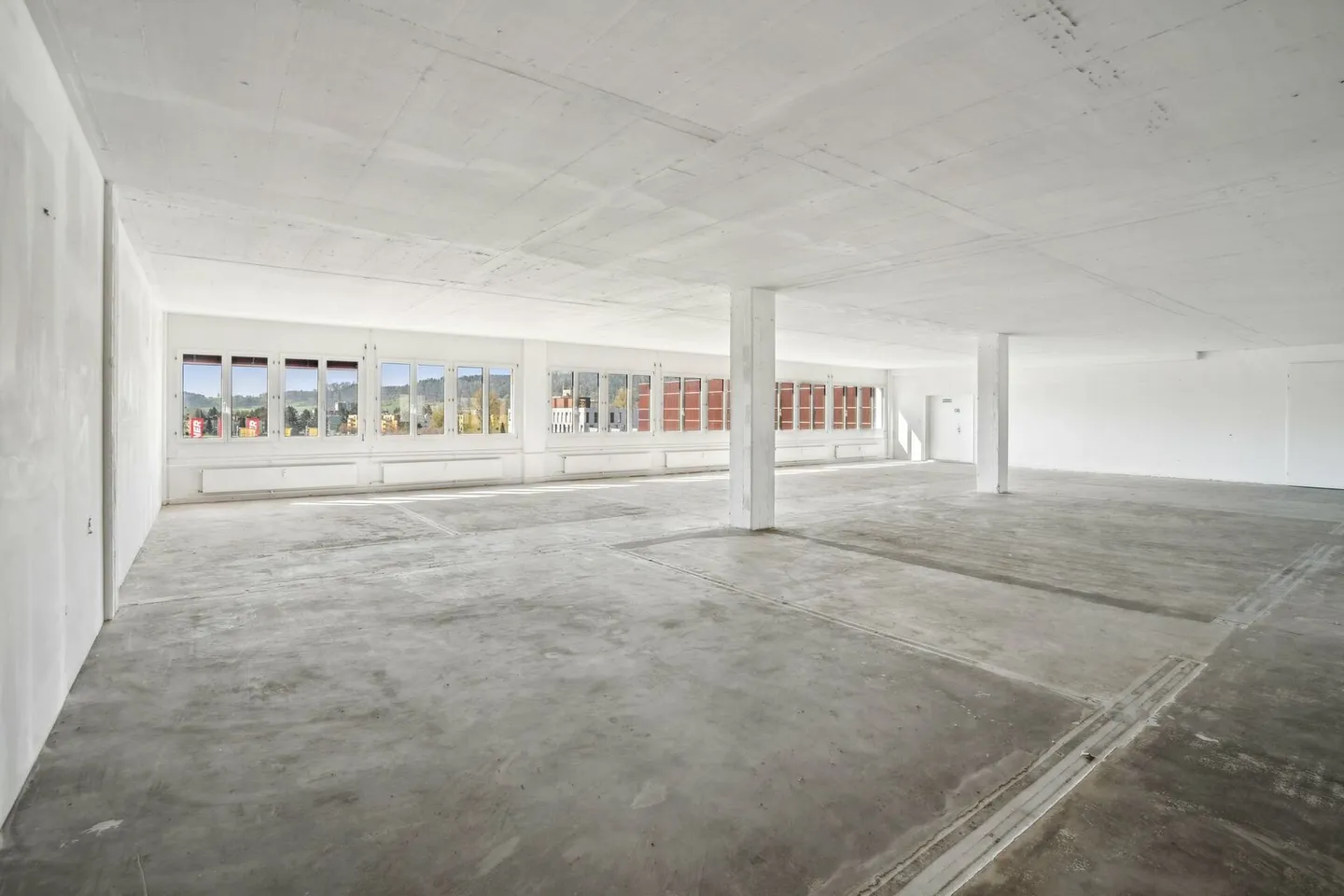 Edificio ad uso misto in affitto - Foto 2 di 8