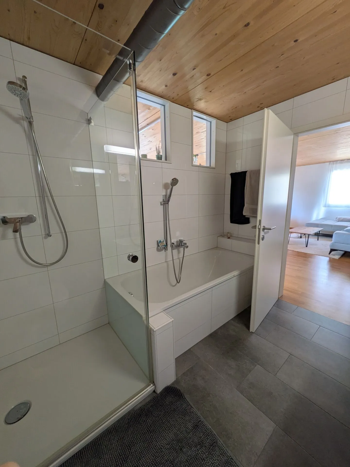 Appartamento moderno di 3,5 locali in posizione centrale - Foto 8 di 10