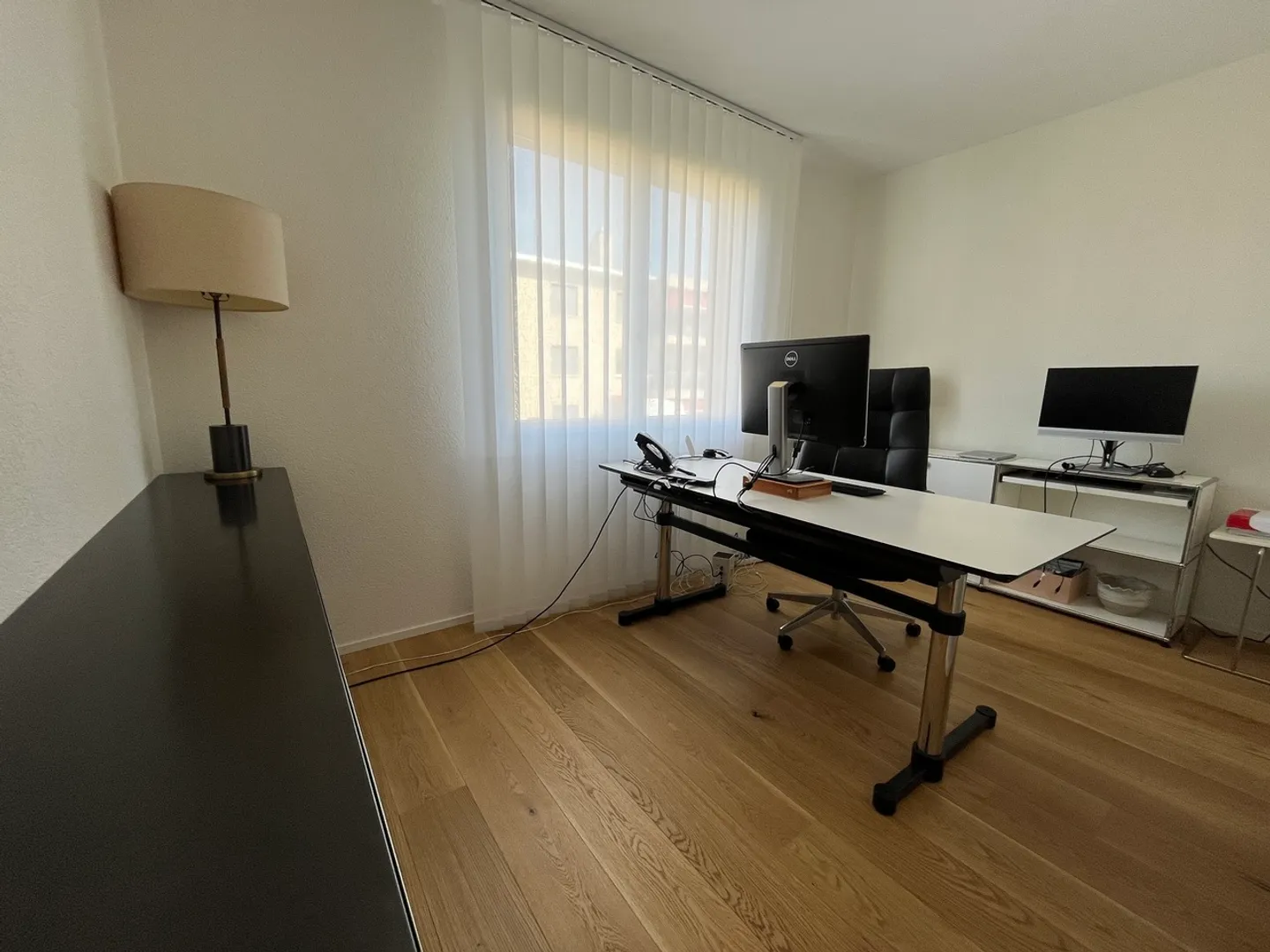 Luxury Apartment in Tranquil Setting - Photo 8 of 12