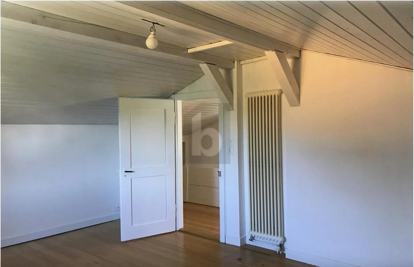 ALTBAUFLAIR TRIFFT MODERNITÄT - Foto 5 von 6