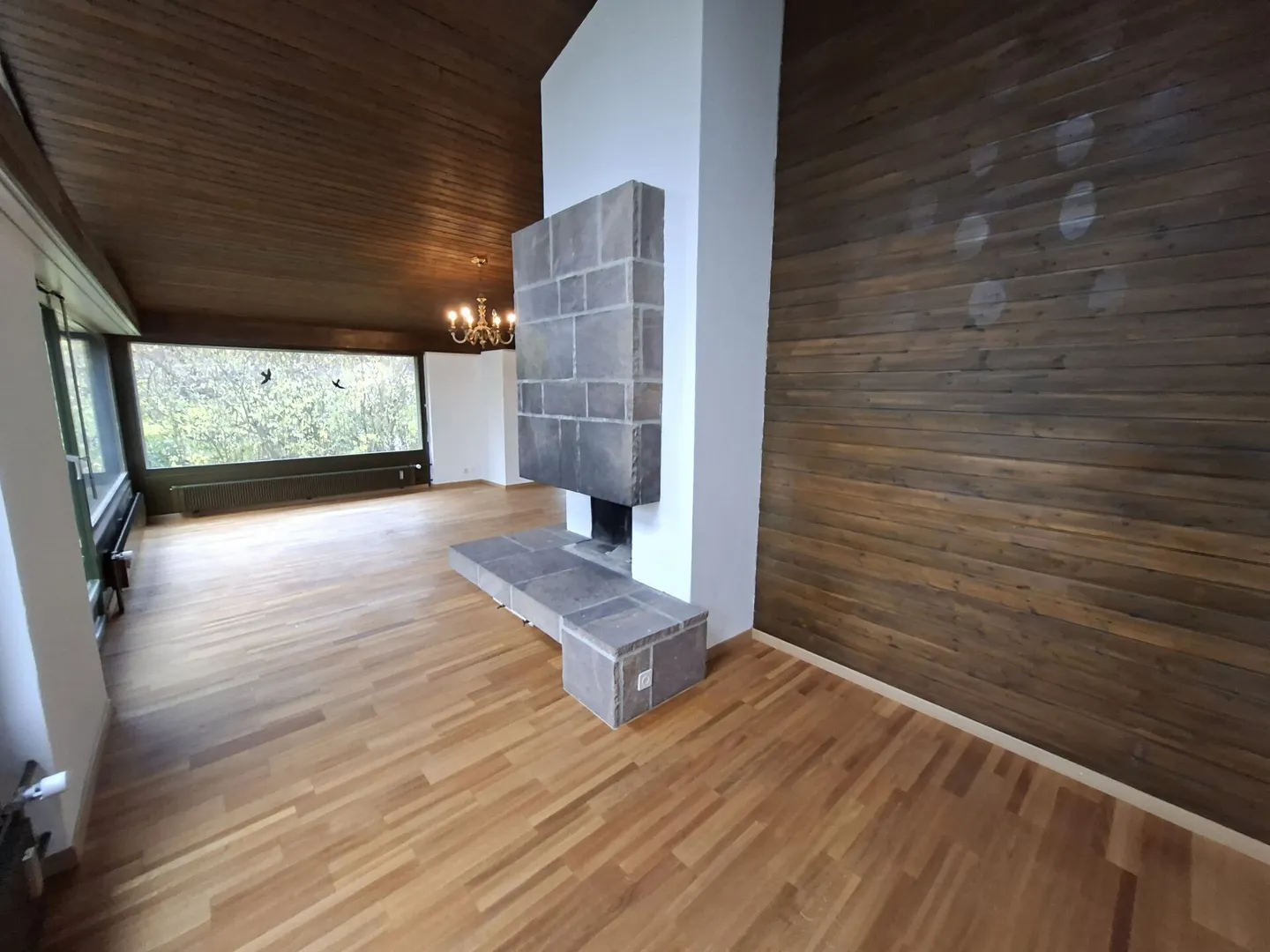 Attraktive 4.5-Zimmer-Wohnung mit Cheminée, grossem Sitzplatz und Doppelgarage - Photo 6 sur 13