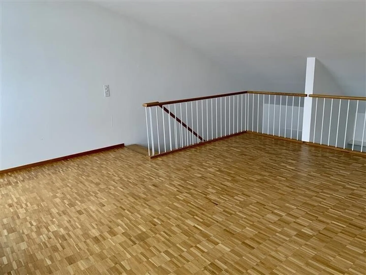 Living where you feel comfortable. - Photo 3 of 8