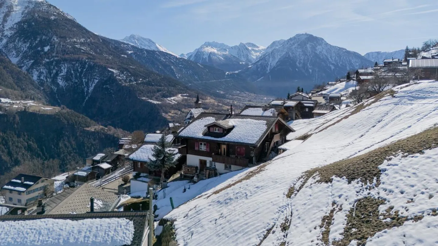 Grande chalet bifamiliare con vista fantastica a Ried-Mörel - Foto 33 di 35