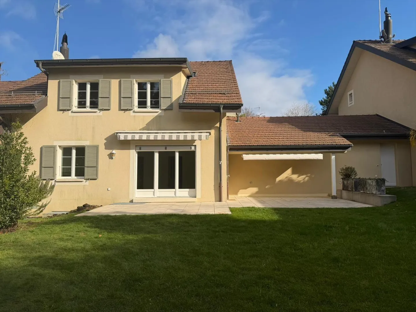 Villa 7 rooms - Photo 2 of 6