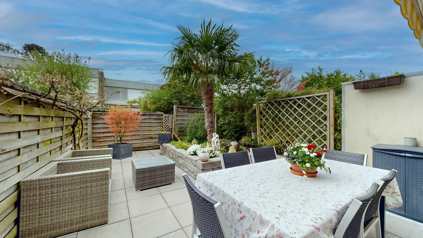 Belle maison de famille en terrasse de 5,5 pièces avec place de parking - Photo 12 sur 14