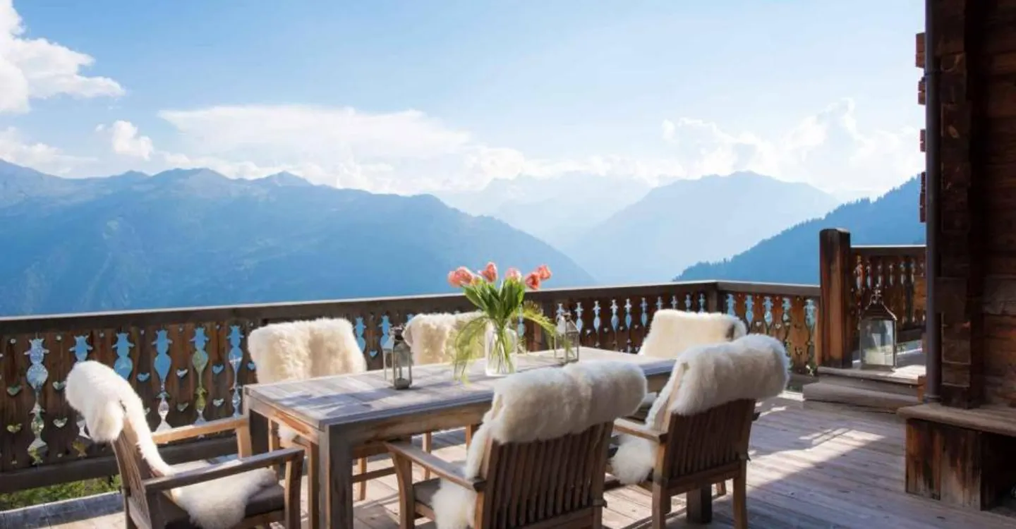 Chalet de prestige avec vue panoramique - Photo 2 of 12