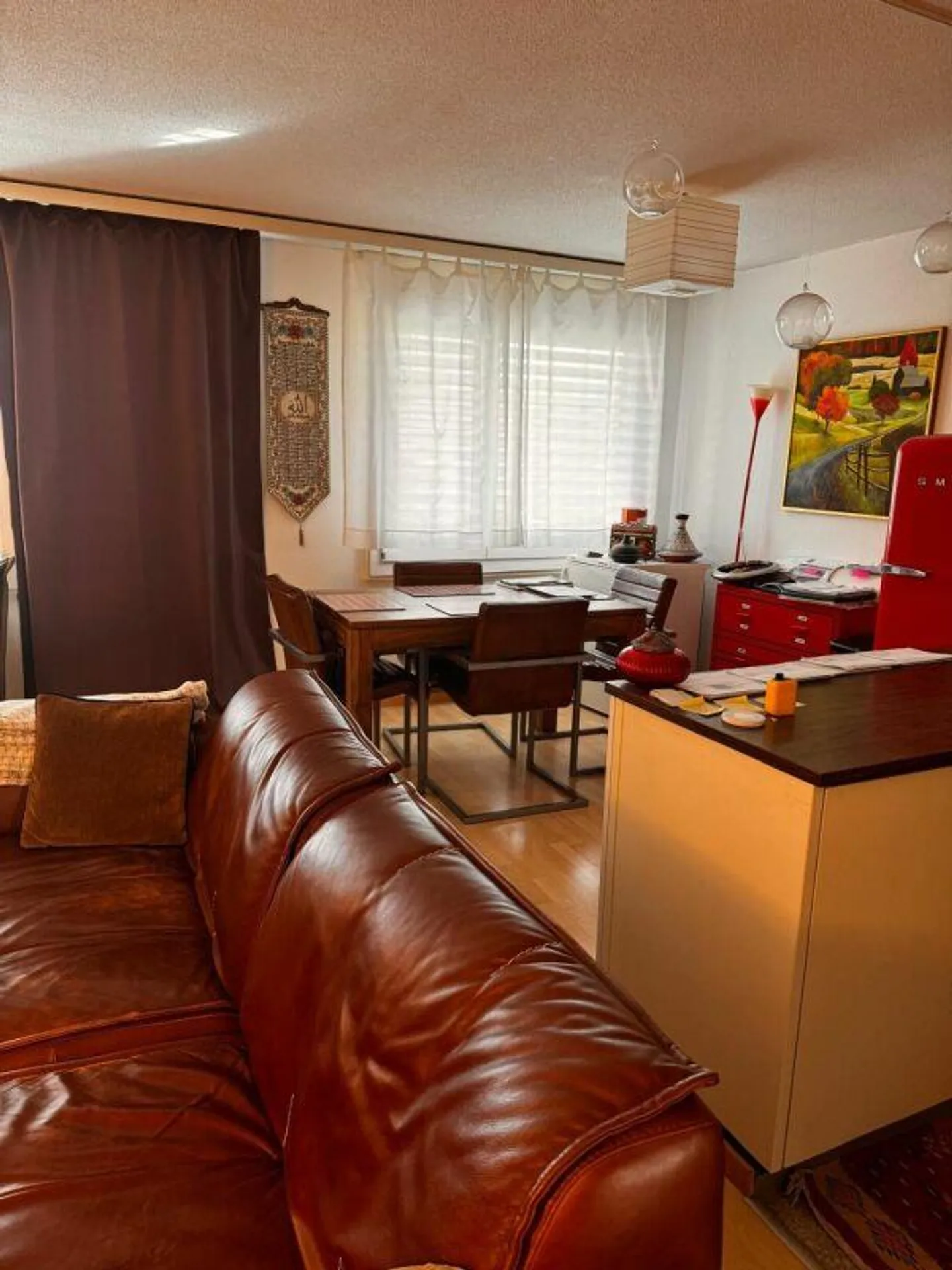 Charmante appartement de 3,5 pièces - Photo 2 sur 8