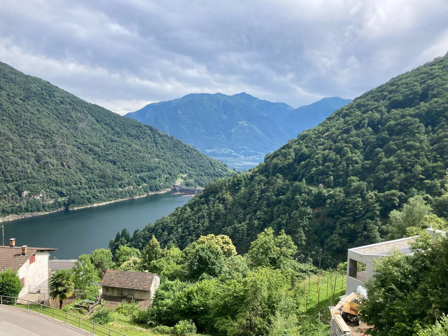 Sonniges Zweifamilienhaus mit Seesicht - Foto 24 von 24