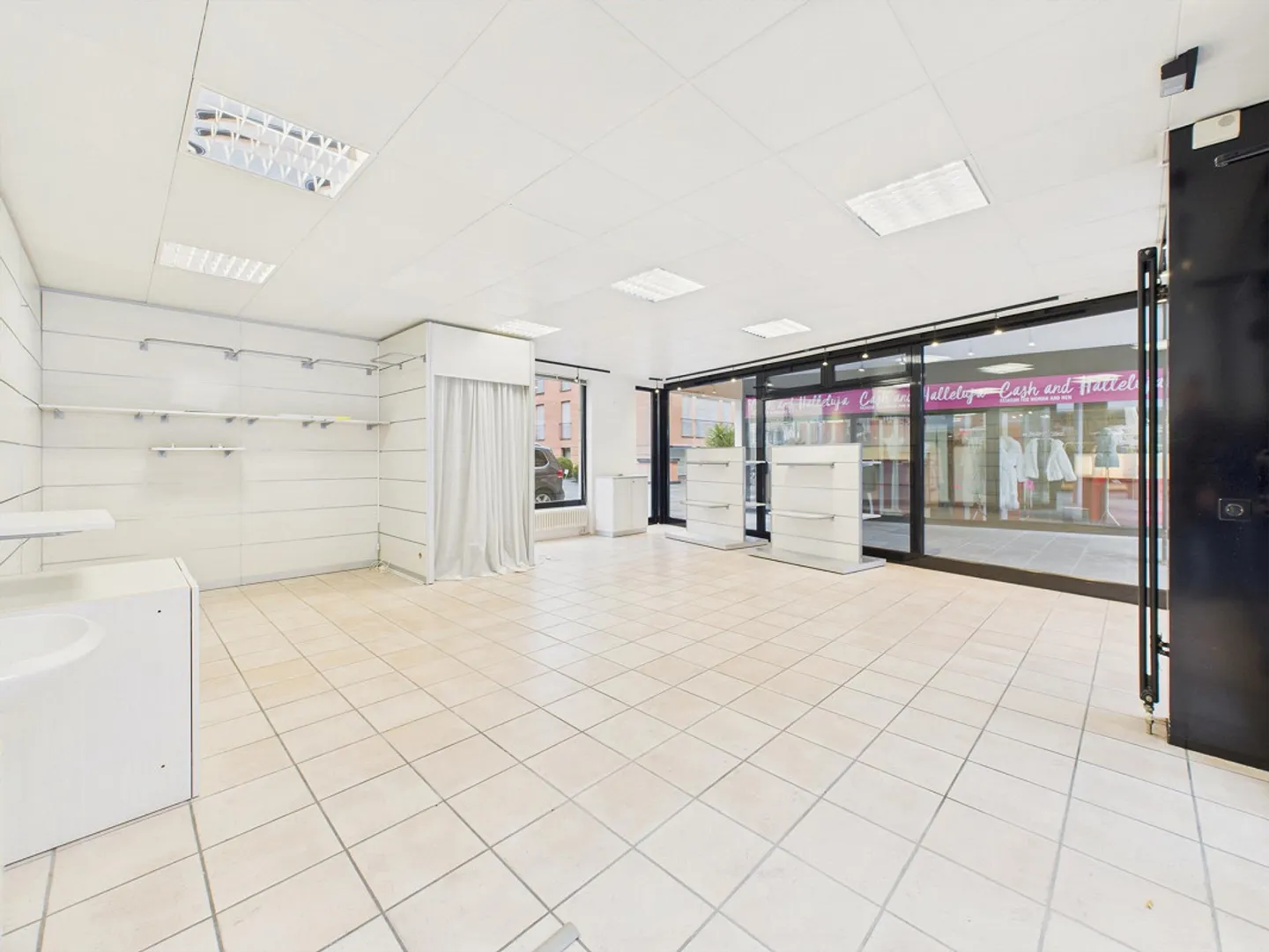 Charmanter Gewerberaum in Ascona - Foto 1 von 7