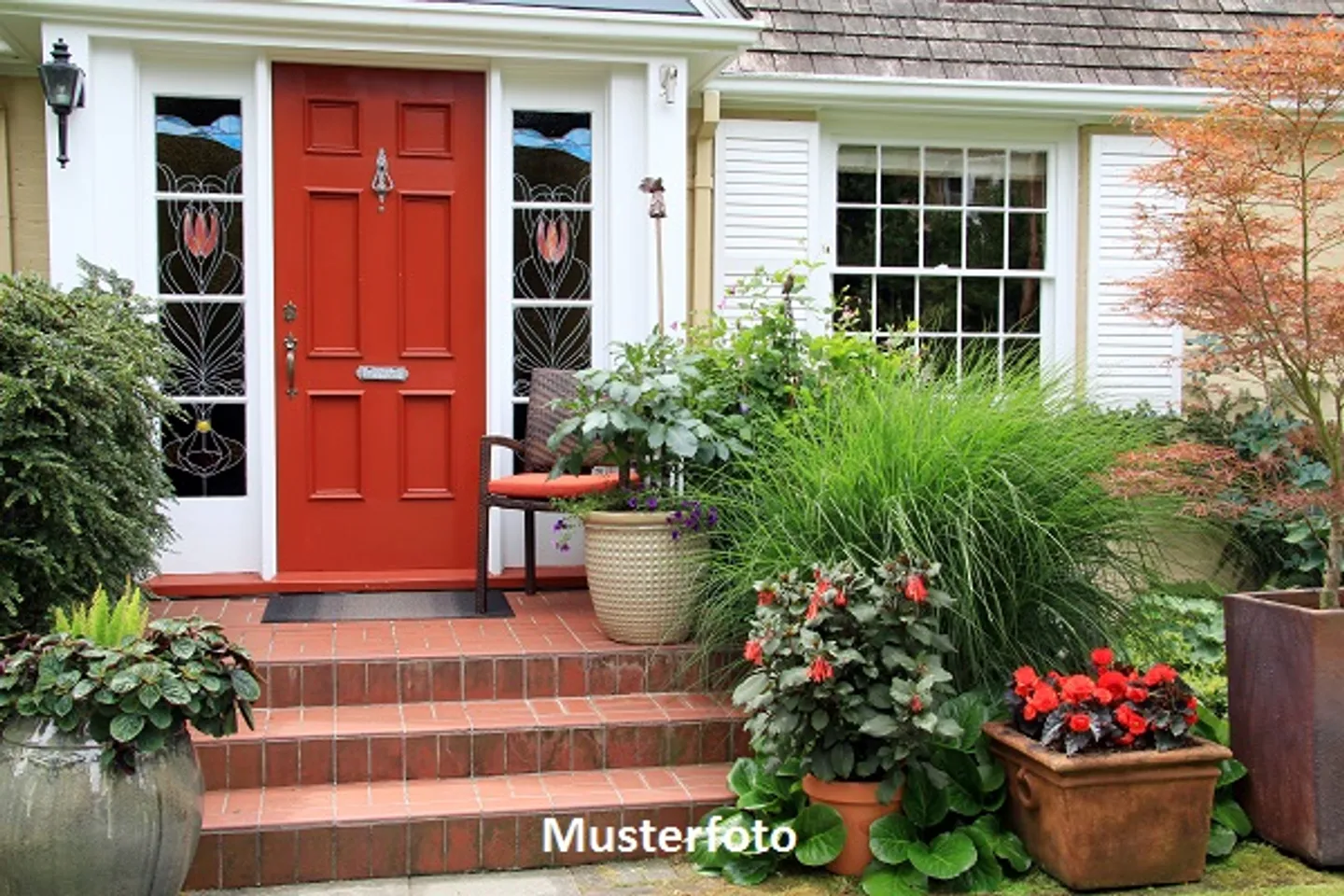 Single house for sale - Photo 1 of 13