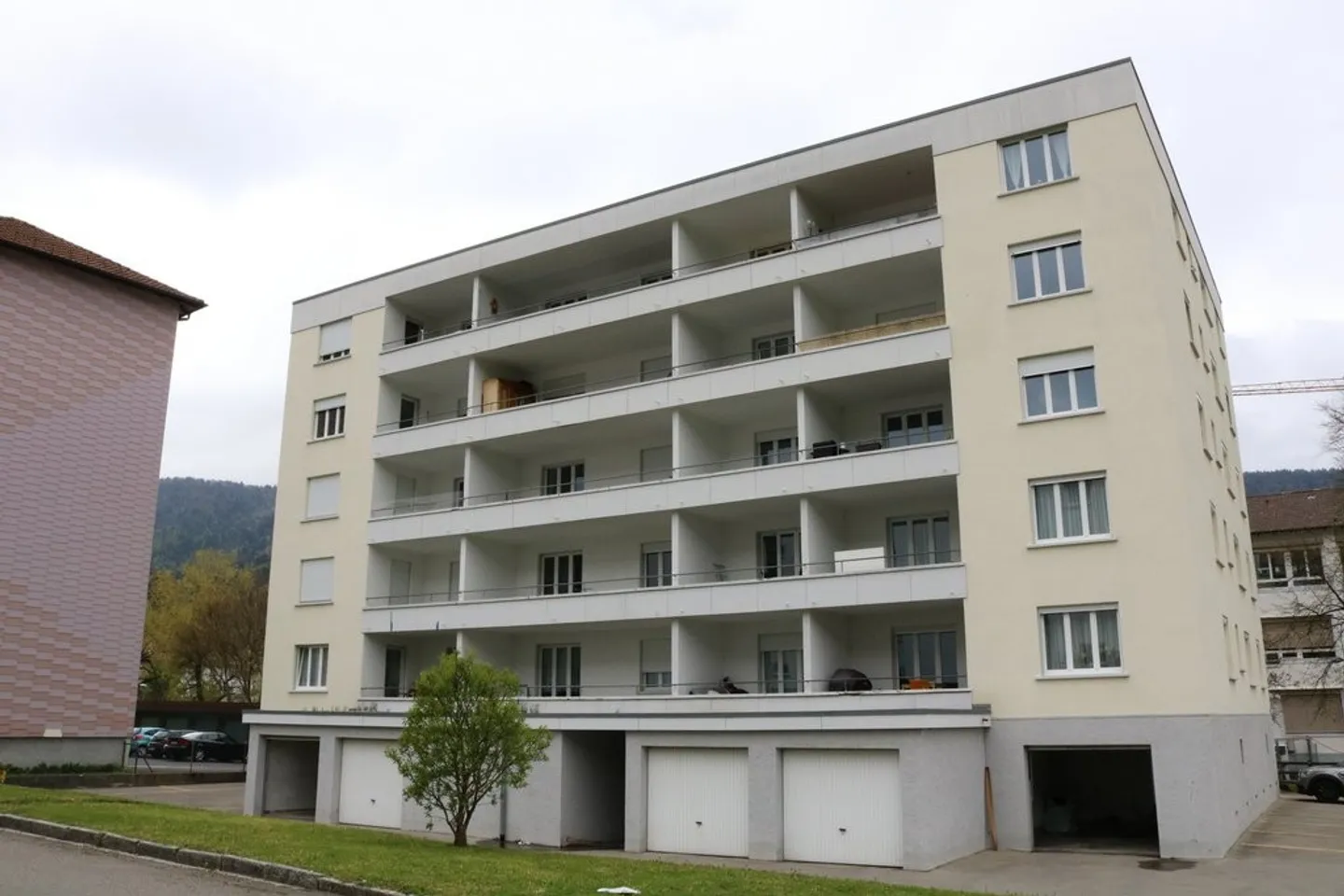 Bel appartement de 4,5 pièces à louer à partir du 01.12.2025 - Photo 1 sur 10