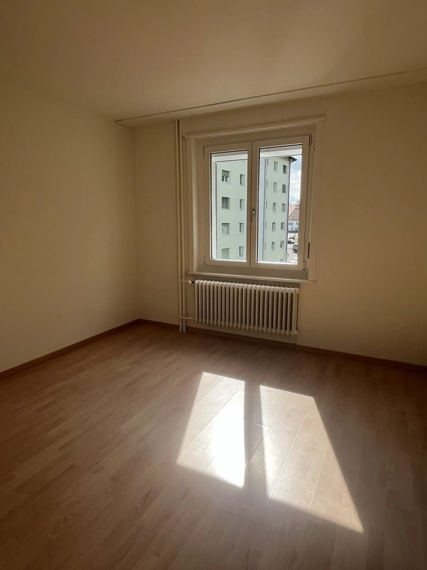 Bel appartement de 4,5 pièces à louer à partir du 01.12.2025 - Photo 4 sur 10