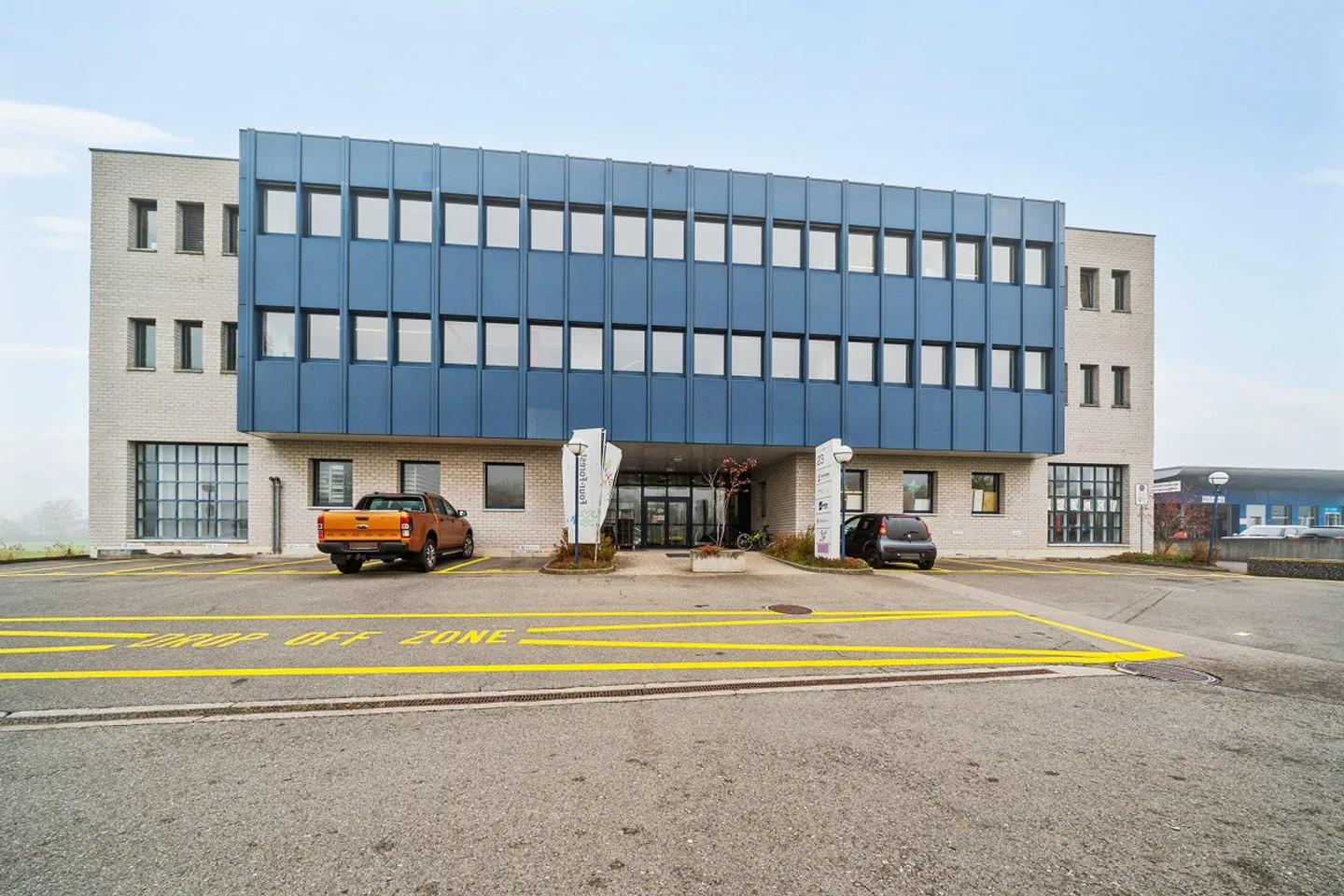 La tua nuova sede d'ufficio a Steinhausen - Foto 1 di 11