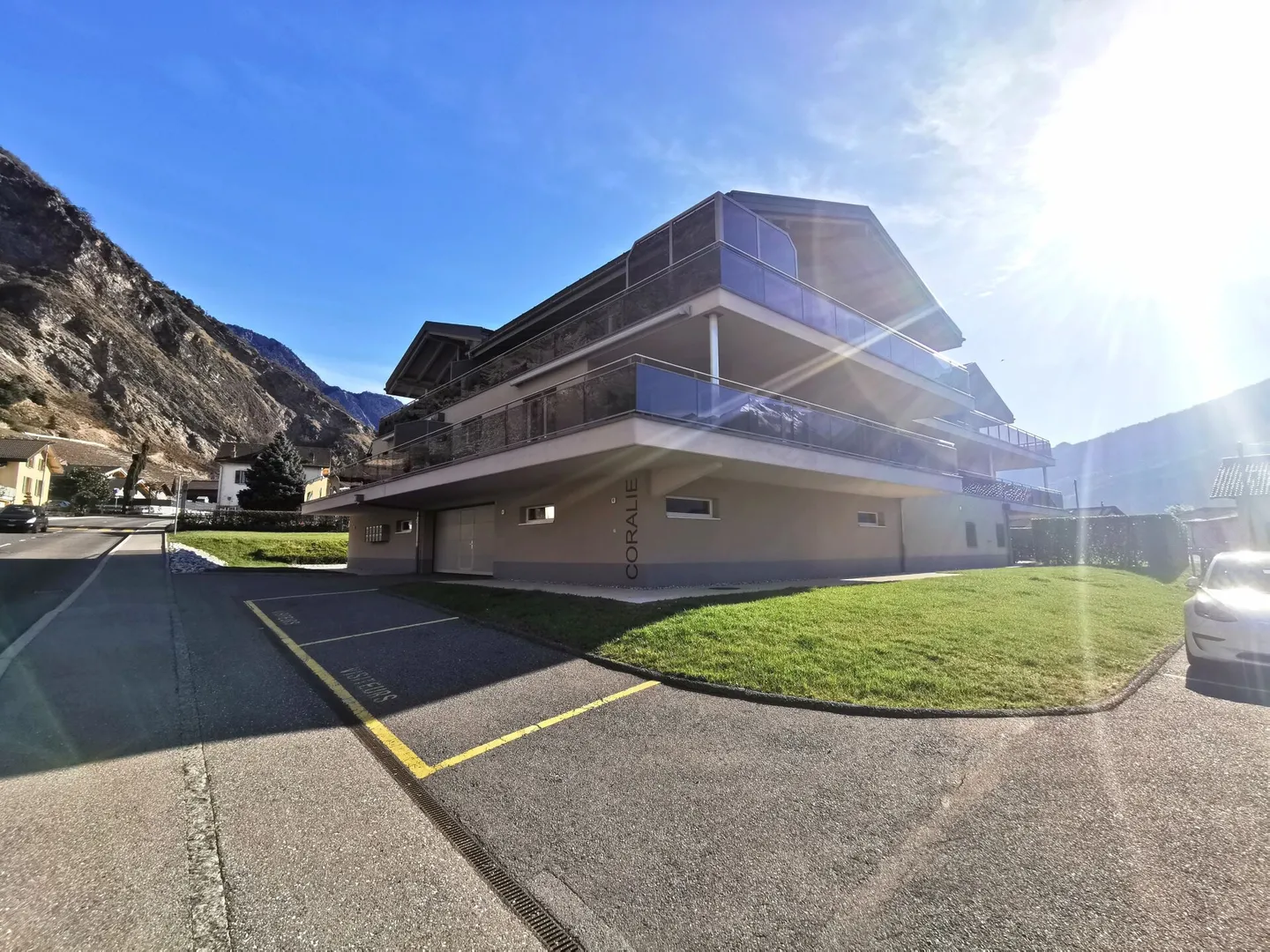 2,5-Zimmer-Wohnung mit Garten in Wohngebäude - Foto 1 von 12