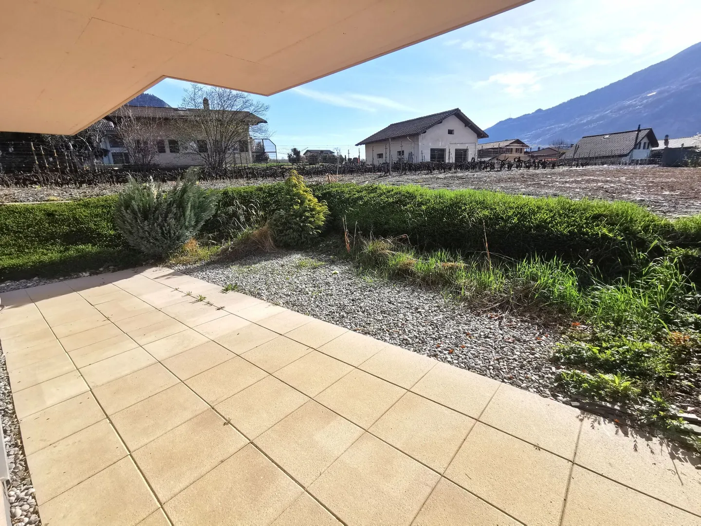 2,5-Zimmer-Wohnung mit Garten in Wohngebäude - Foto 4 von 12