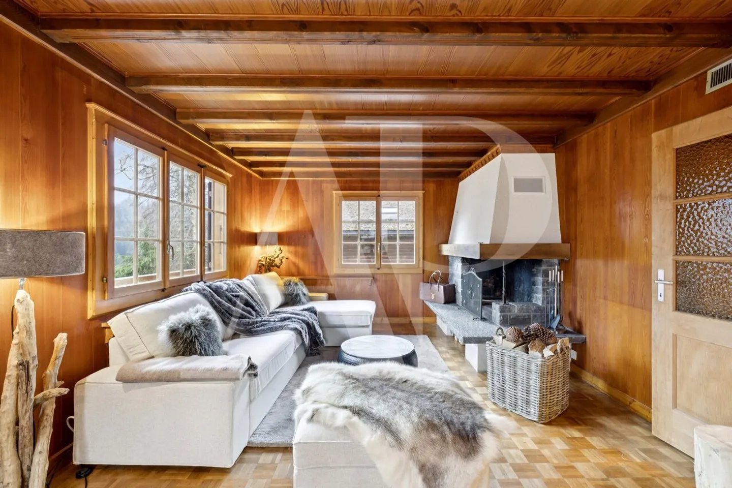 Chalet Authentique à Champéry - Photo 1 sur 25