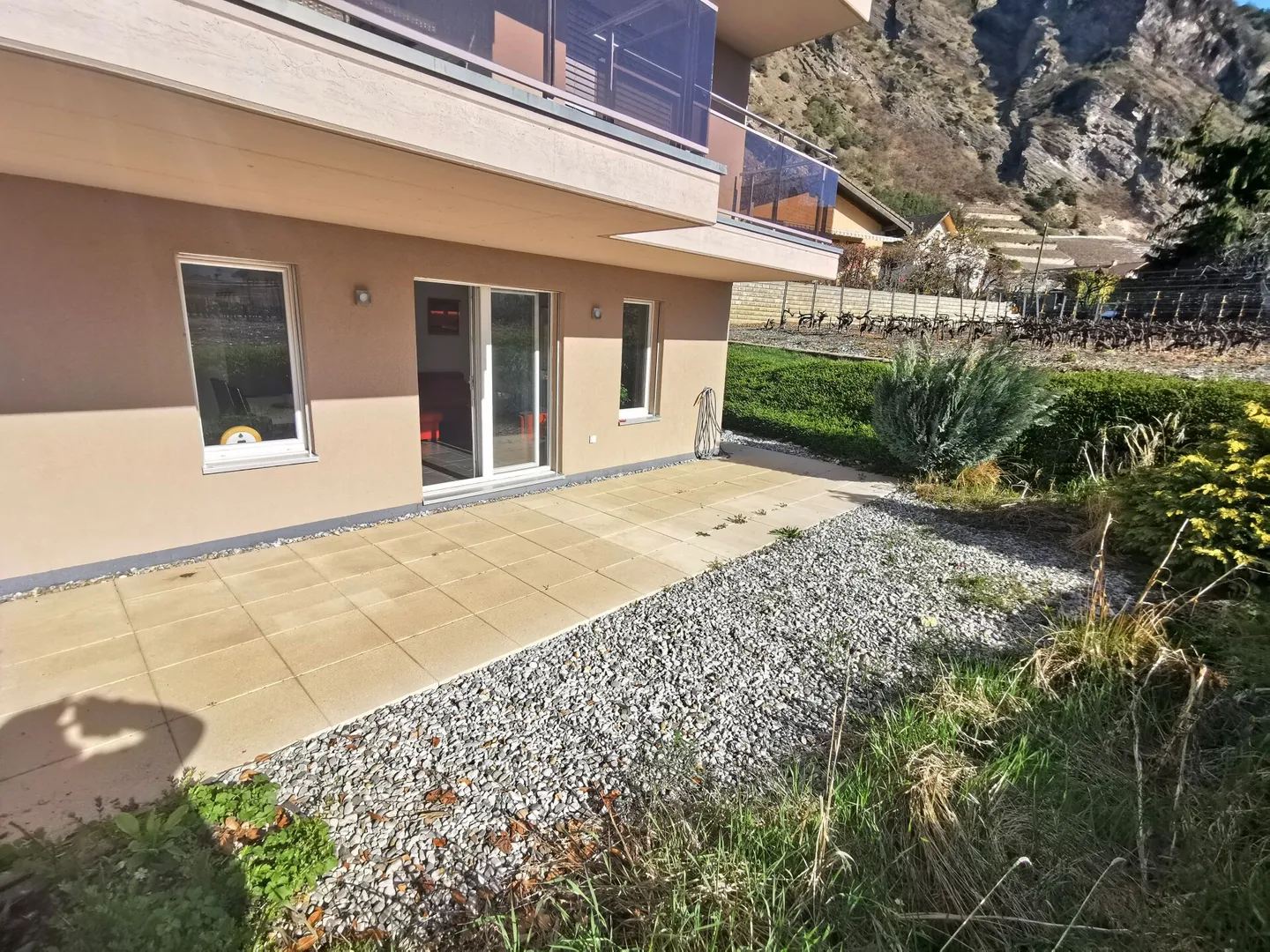 2,5-Zimmer-Wohnung mit Garten in Wohngebäude - Foto 9 von 12