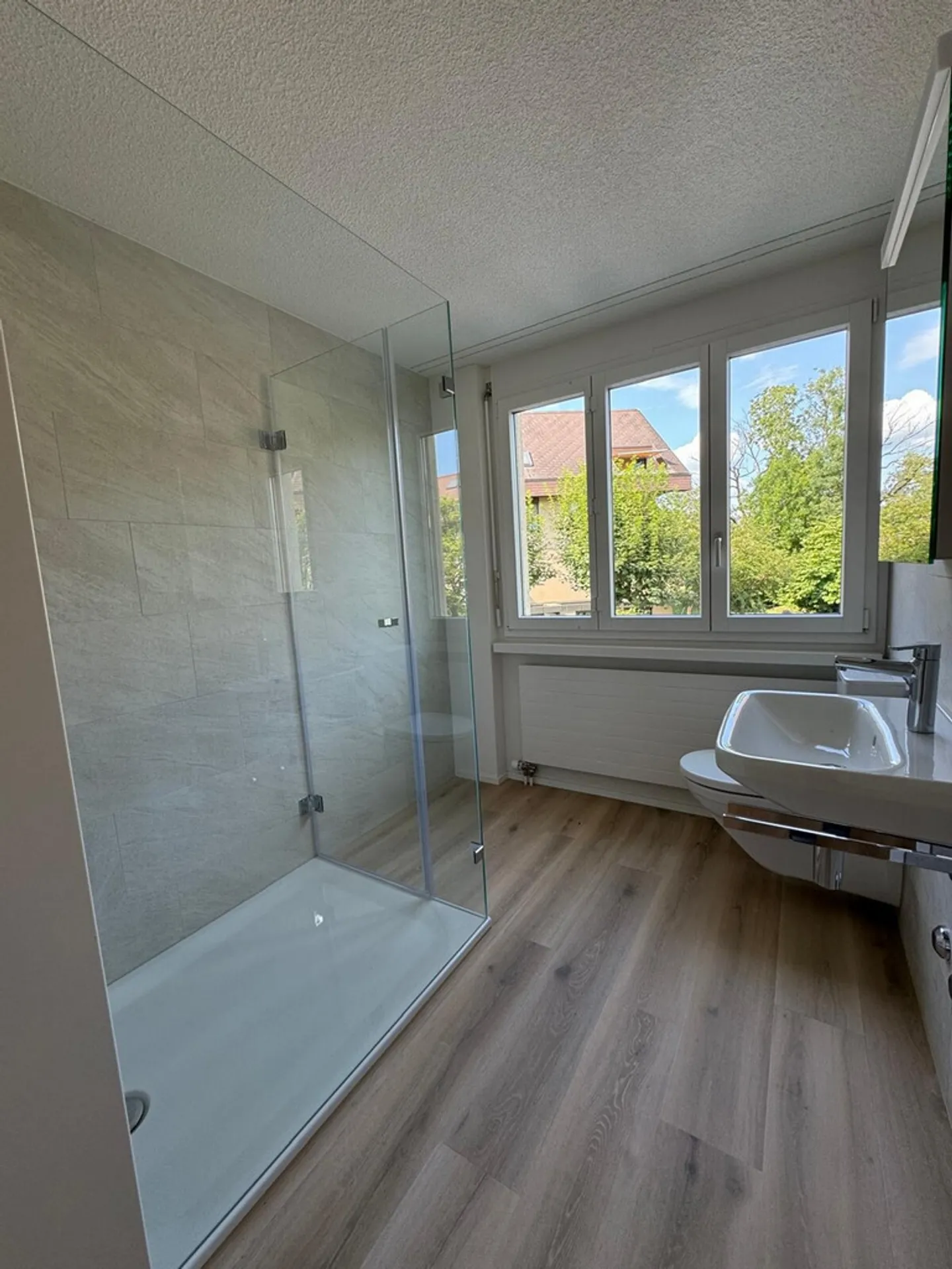 Charming 2-room apartment in like-new condition - Photo 6 of 8