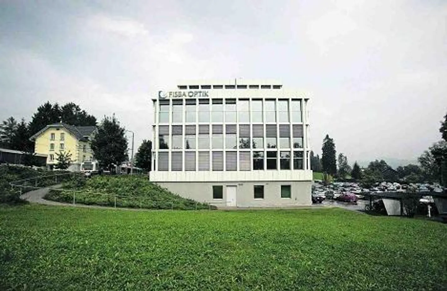 Spazi di produzione spaziosi con grandi finestre - Foto 2 di 5