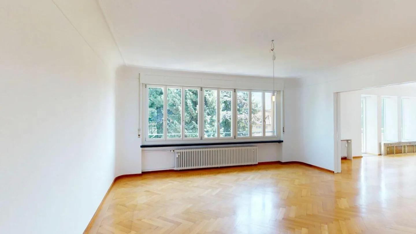 Freshly renovated gem with old building charm in Wesemlin - Photo 3 of 14